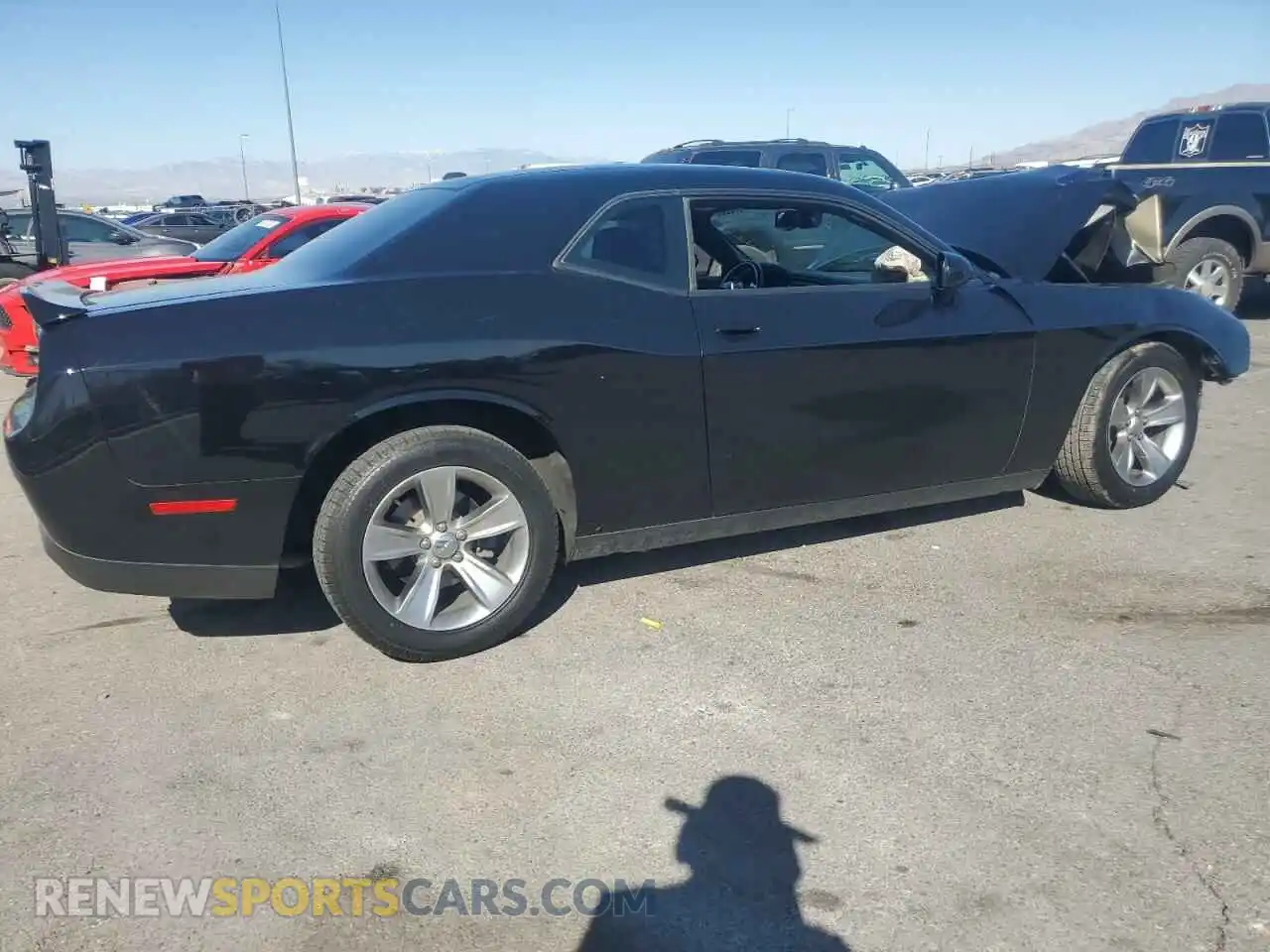 3 Photograph of a damaged car 2C3CDZAG8KH750993 DODGE CHALLENGER 2019