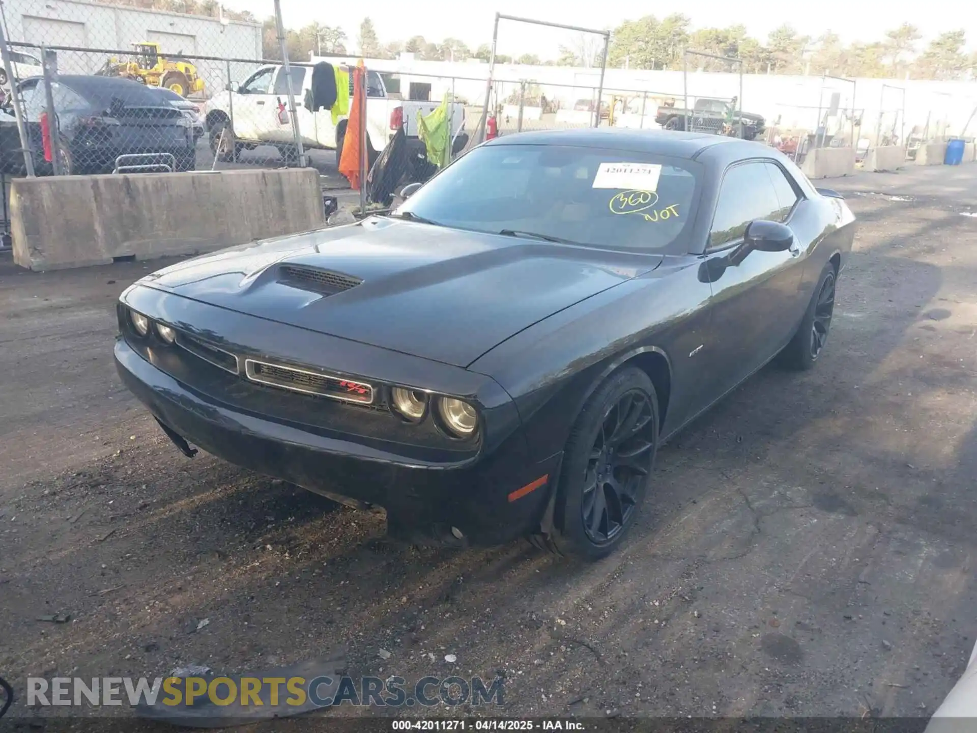 2 Photograph of a damaged car 2C3CDZBT1KH512317 DODGE CHALLENGER 2019