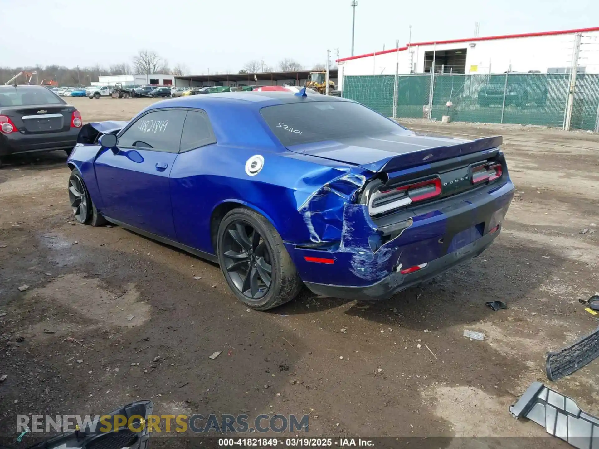 3 Photograph of a damaged car 2C3CDZBT1KH521101 DODGE CHALLENGER 2019