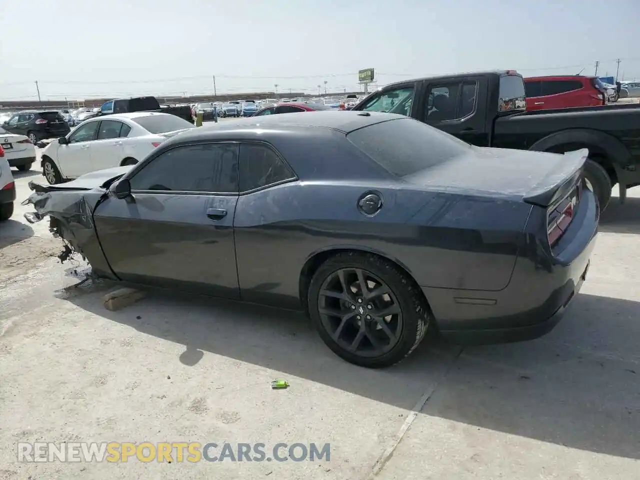 2 fotografías del automóvil dañado 2C3CDZBT2KH583266 DODGE CHALLENGER 2019