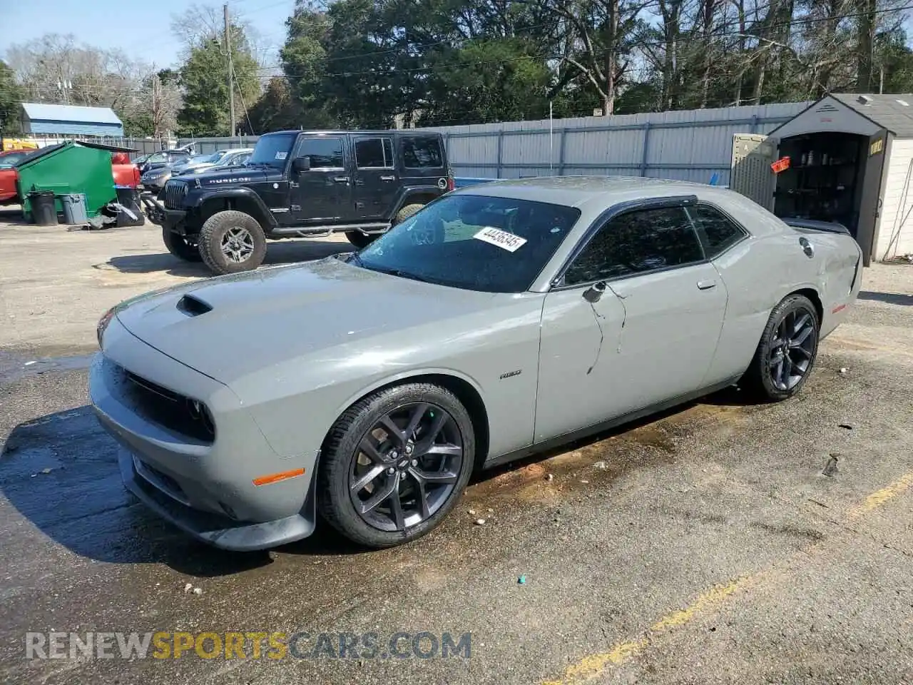1 Photograph of a damaged car 2C3CDZBT2KH708914 DODGE CHALLENGER 2019