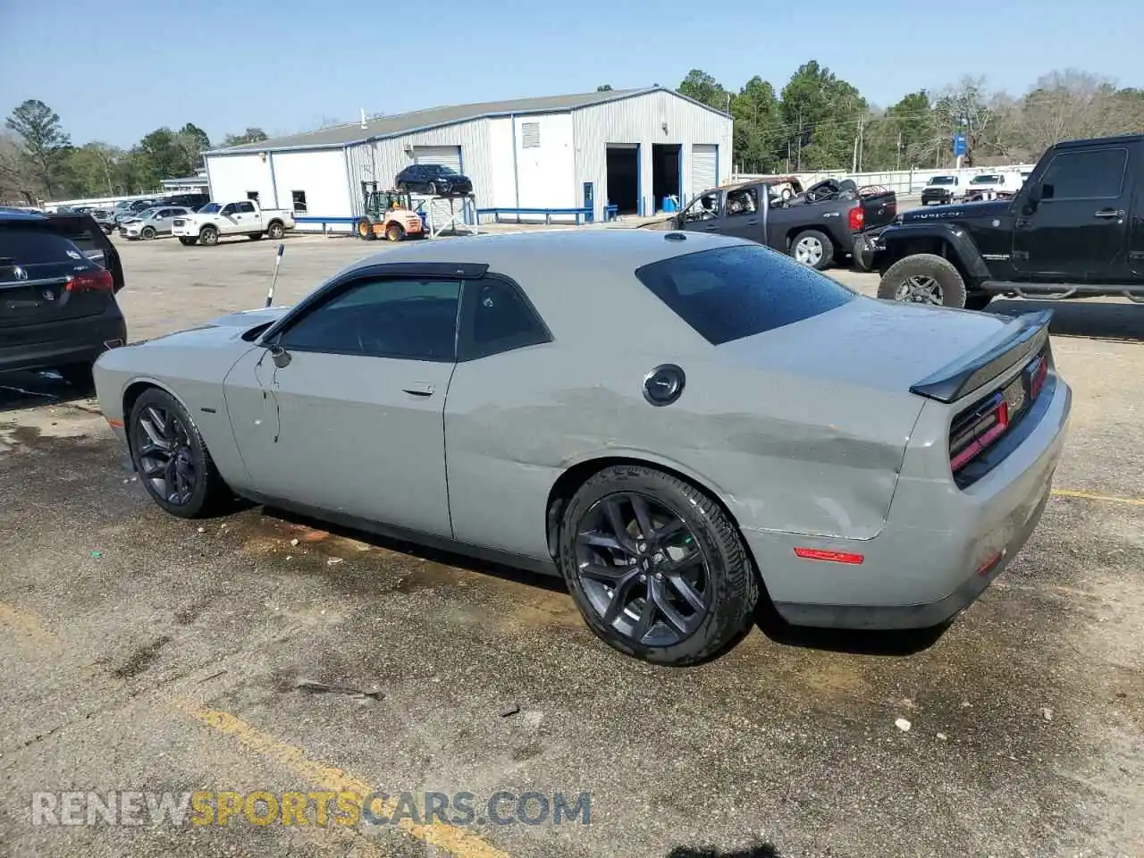 2 Photograph of a damaged car 2C3CDZBT2KH708914 DODGE CHALLENGER 2019