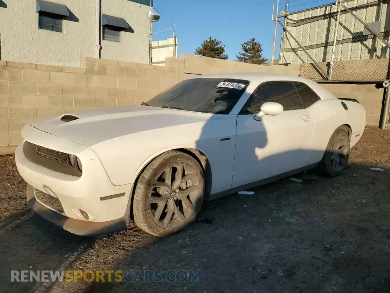 1 Photograph of a damaged car 2C3CDZBT4KH592955 DODGE CHALLENGER 2019
