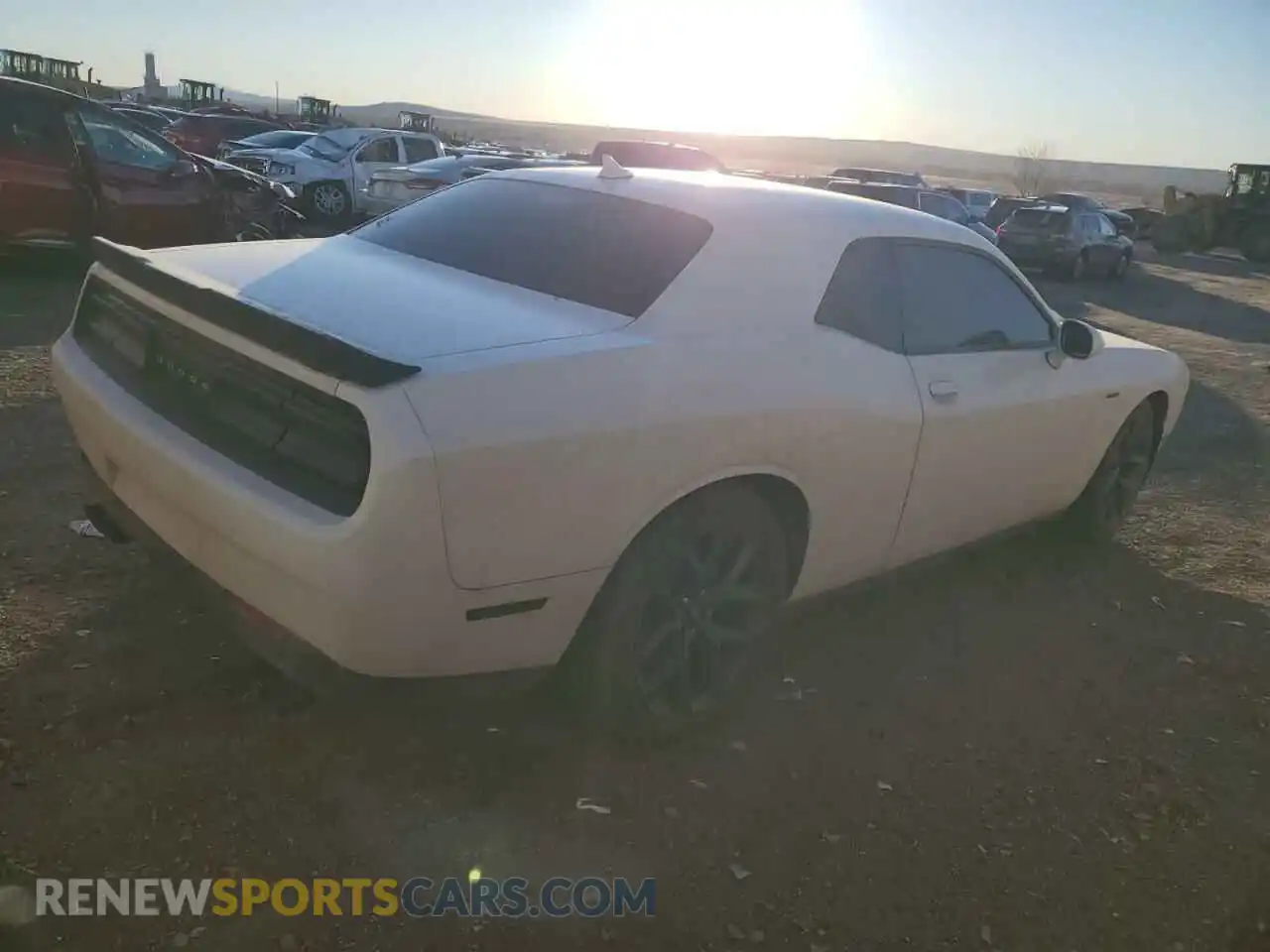 3 Photograph of a damaged car 2C3CDZBT4KH592955 DODGE CHALLENGER 2019