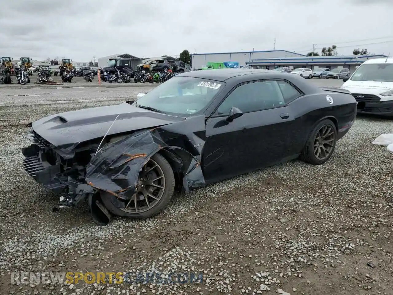 1 Photograph of a damaged car 2C3CDZBT6KH512331 DODGE CHALLENGER 2019