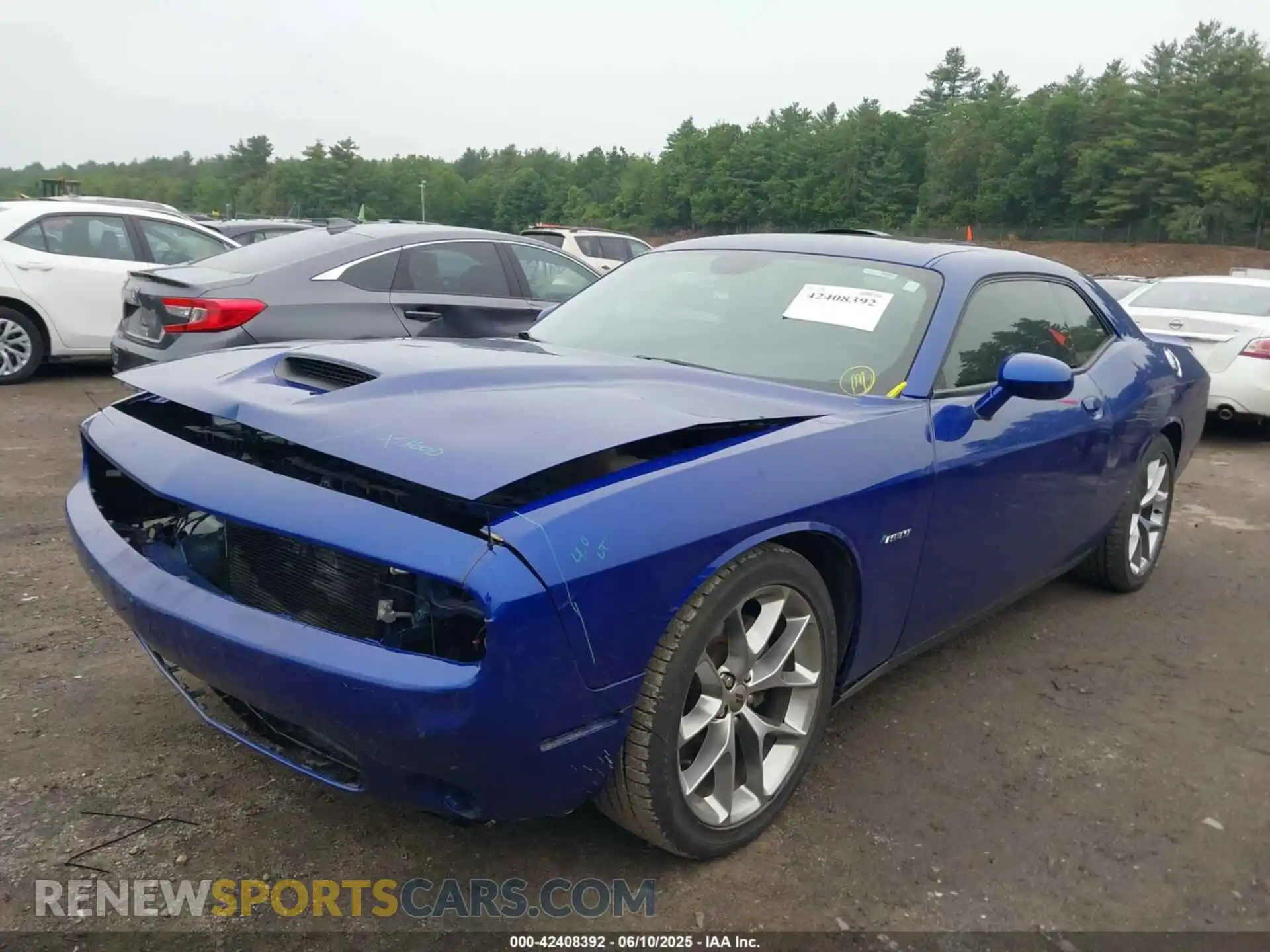 2 fotografías del automóvil dañado 2C3CDZBT7KH751984 DODGE CHALLENGER 2019