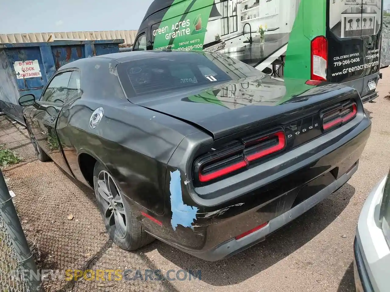 3 Photograph of a damaged car 2C3CDZBT8KH524707 DODGE CHALLENGER 2019