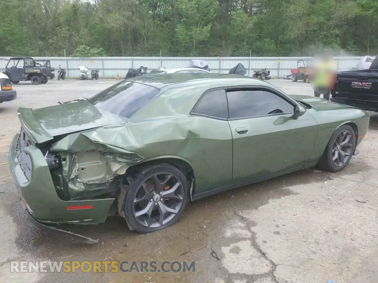 3 Photograph of a damaged car 2C3CDZBT8KH616366 DODGE CHALLENGER 2019