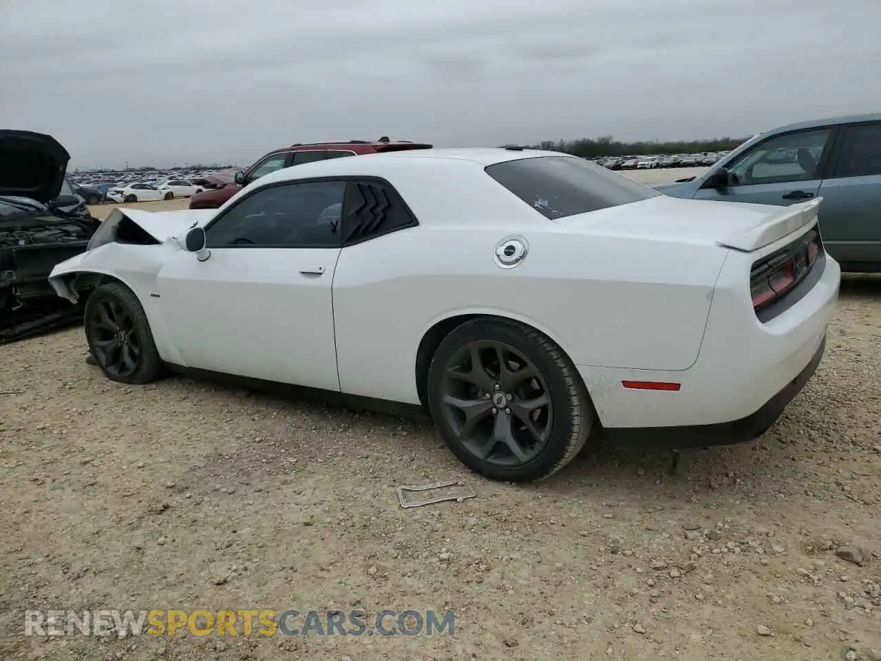 2 Photograph of a damaged car 2C3CDZBTXKH737612 DODGE CHALLENGER 2019