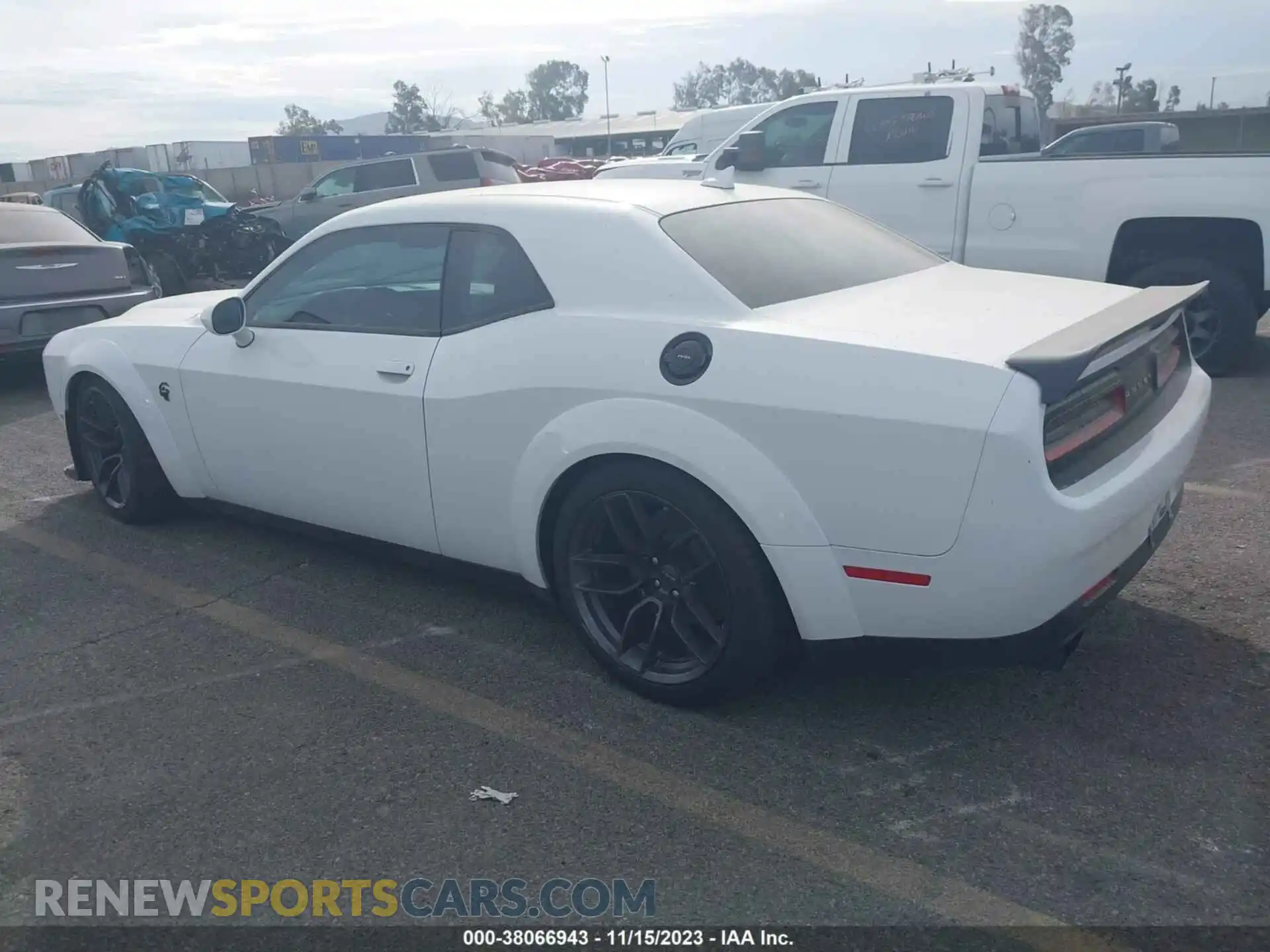 3 Photograph of a damaged car 2C3CDZC94KH524285 DODGE CHALLENGER 2019