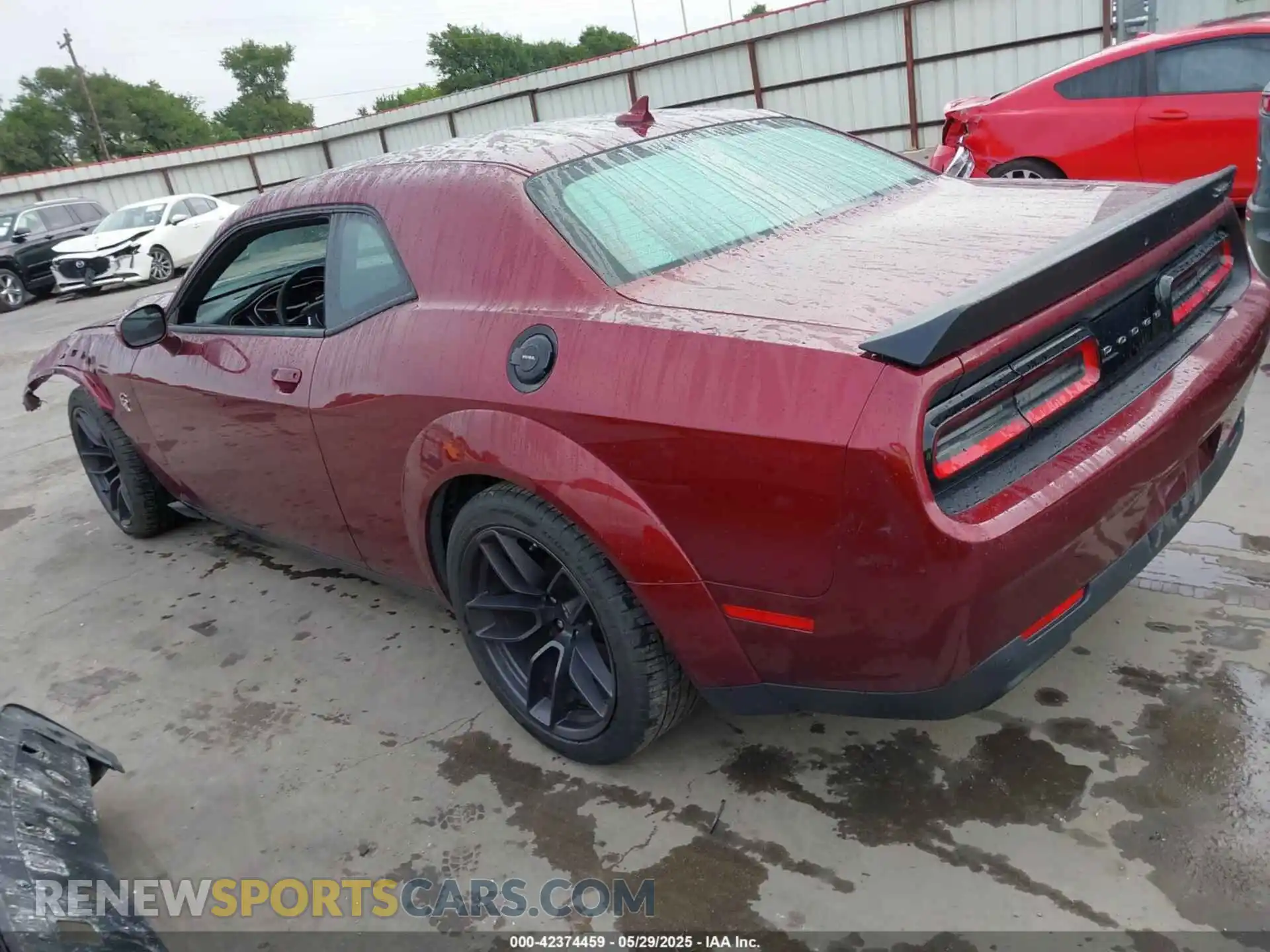3 fotografías del automóvil dañado 2C3CDZC95KH521024 DODGE CHALLENGER 2019