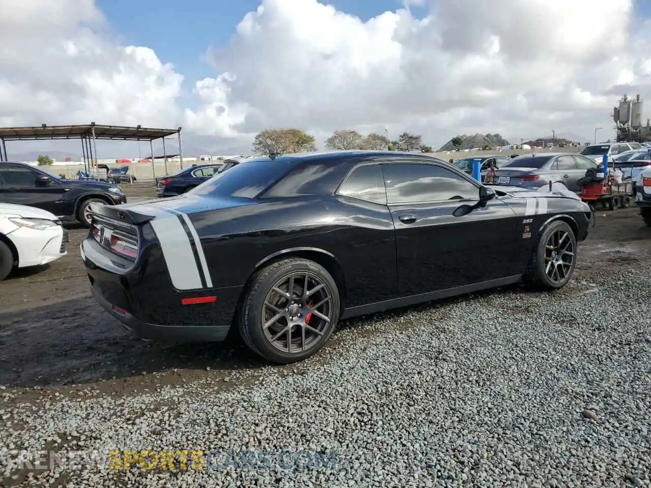 3 Photograph of a damaged car 2C3CDZFJ0KH714641 DODGE CHALLENGER 2019