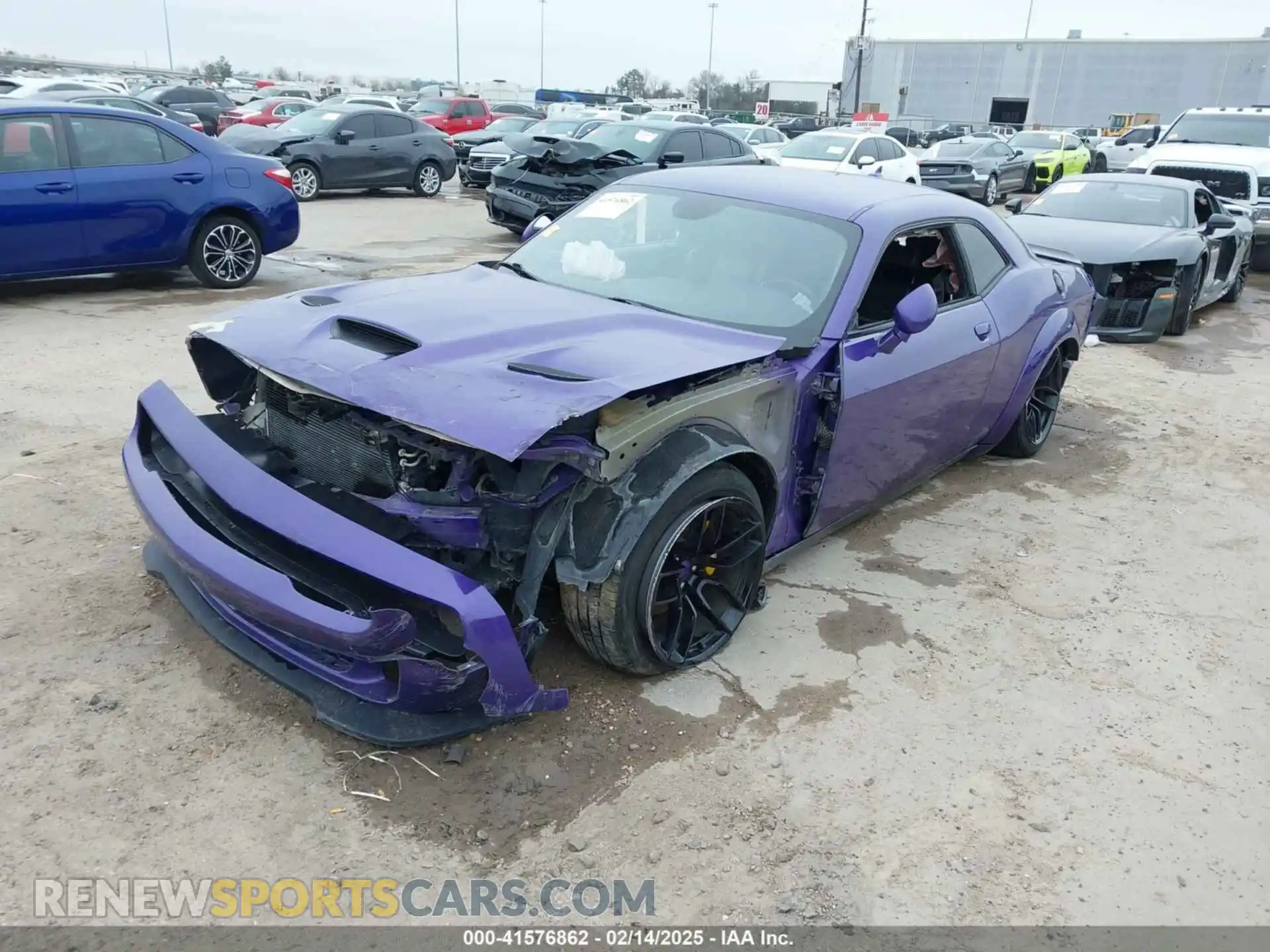 2 Photograph of a damaged car 2C3CDZFJ1KH578486 DODGE CHALLENGER 2019