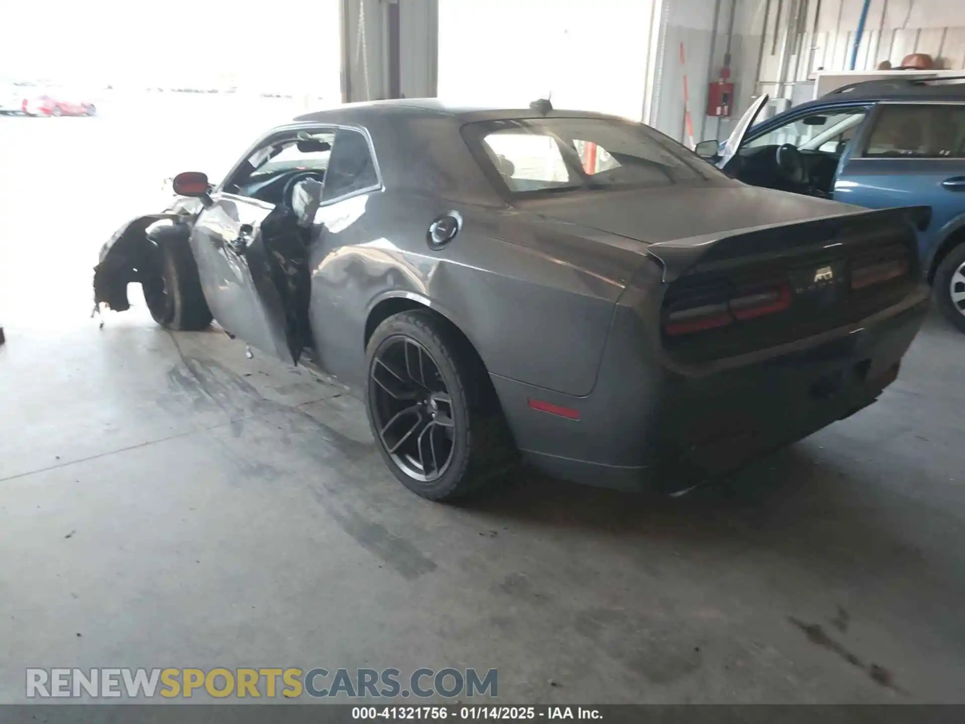3 Photograph of a damaged car 2C3CDZFJ8KH561863 DODGE CHALLENGER 2019