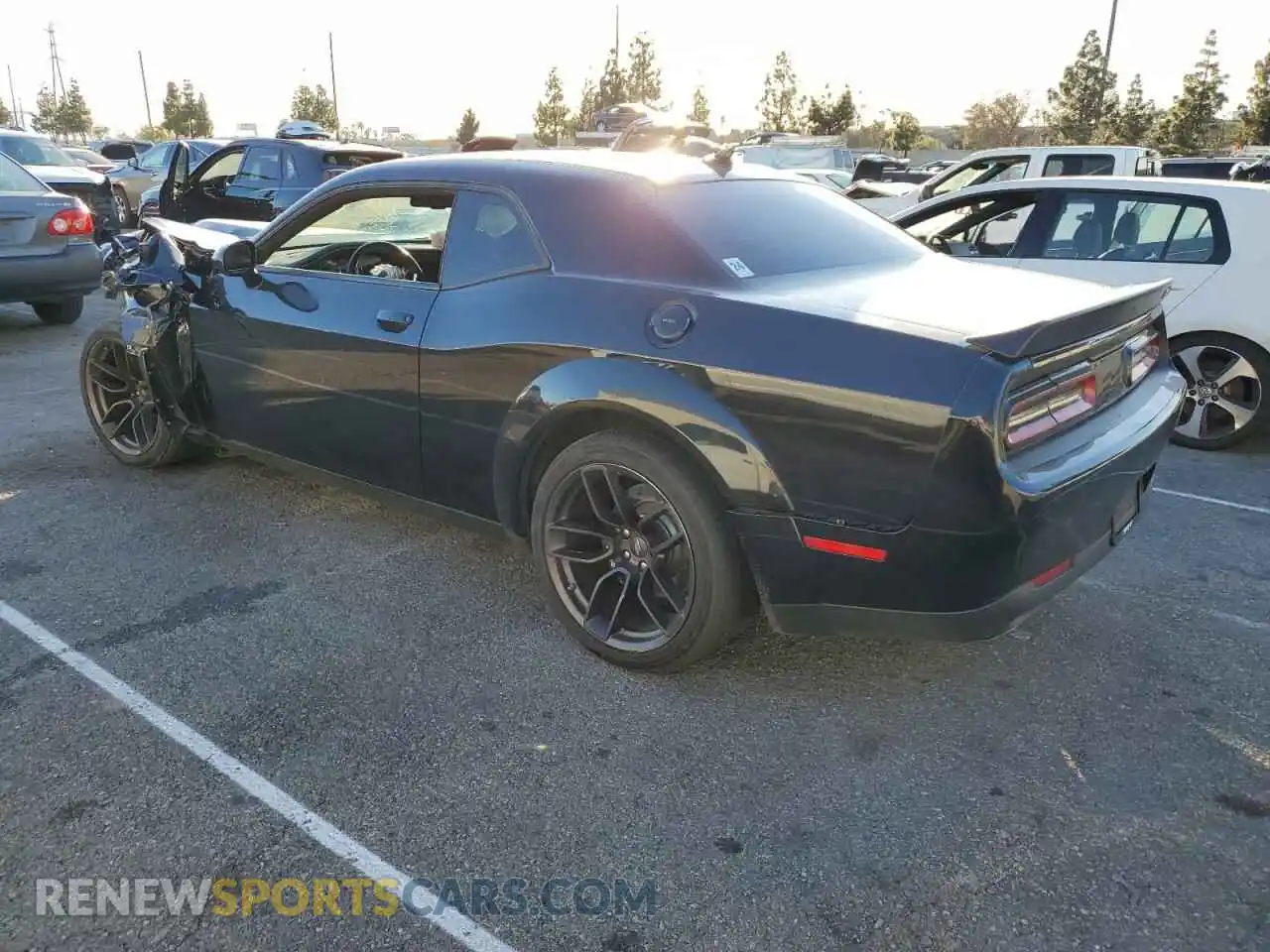 2 Photograph of a damaged car 2C3CDZFJ8KH702091 DODGE CHALLENGER 2019