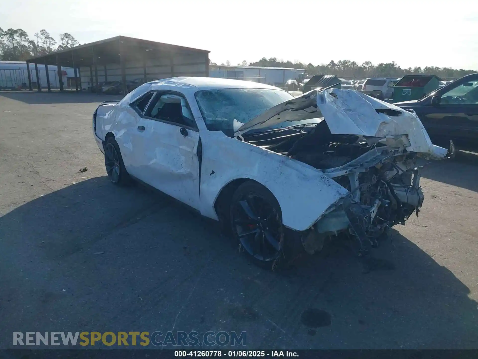 1 Photograph of a damaged car 2C3CDZFJXKH642508 DODGE CHALLENGER 2019