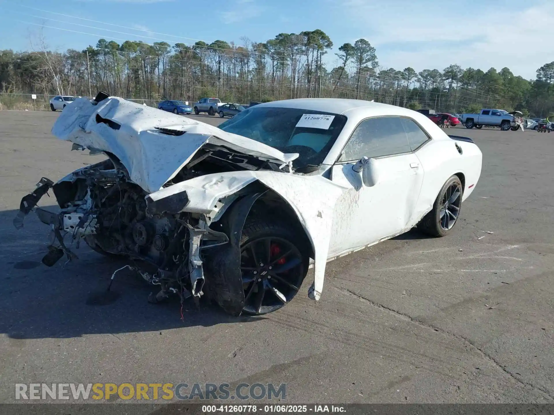 2 Photograph of a damaged car 2C3CDZFJXKH642508 DODGE CHALLENGER 2019