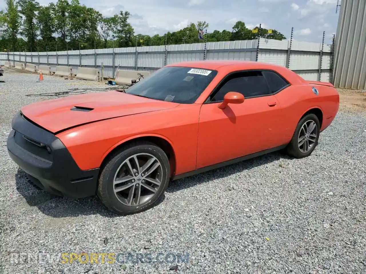 1 Photograph of a damaged car 2C3CDZGG5KH690436 DODGE CHALLENGER 2019