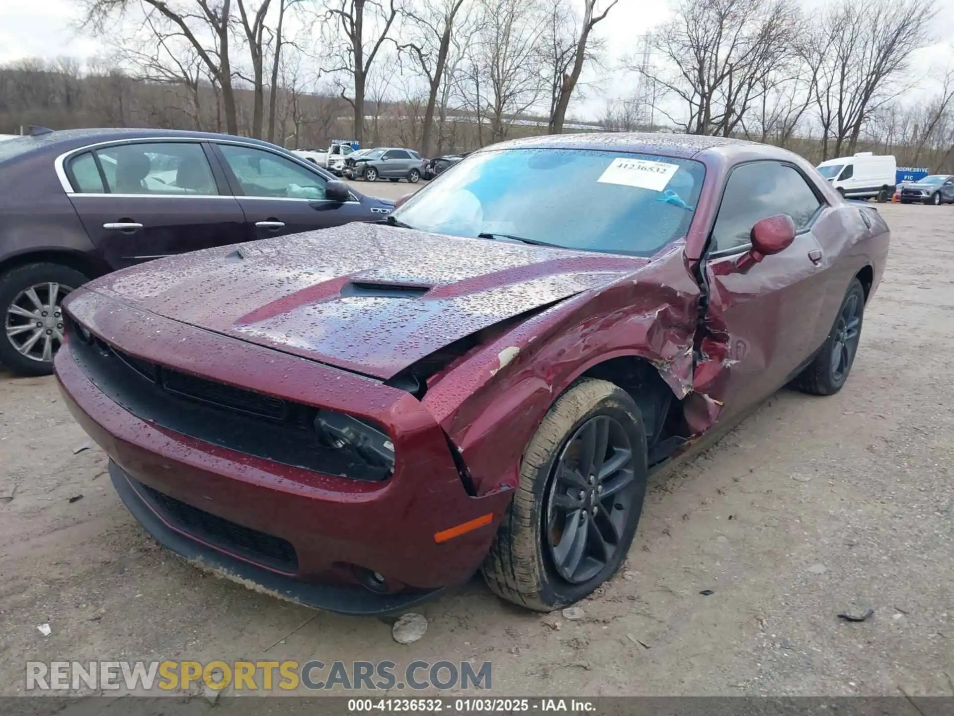 2 Photograph of a damaged car 2C3CDZGG7KH683567 DODGE CHALLENGER 2019