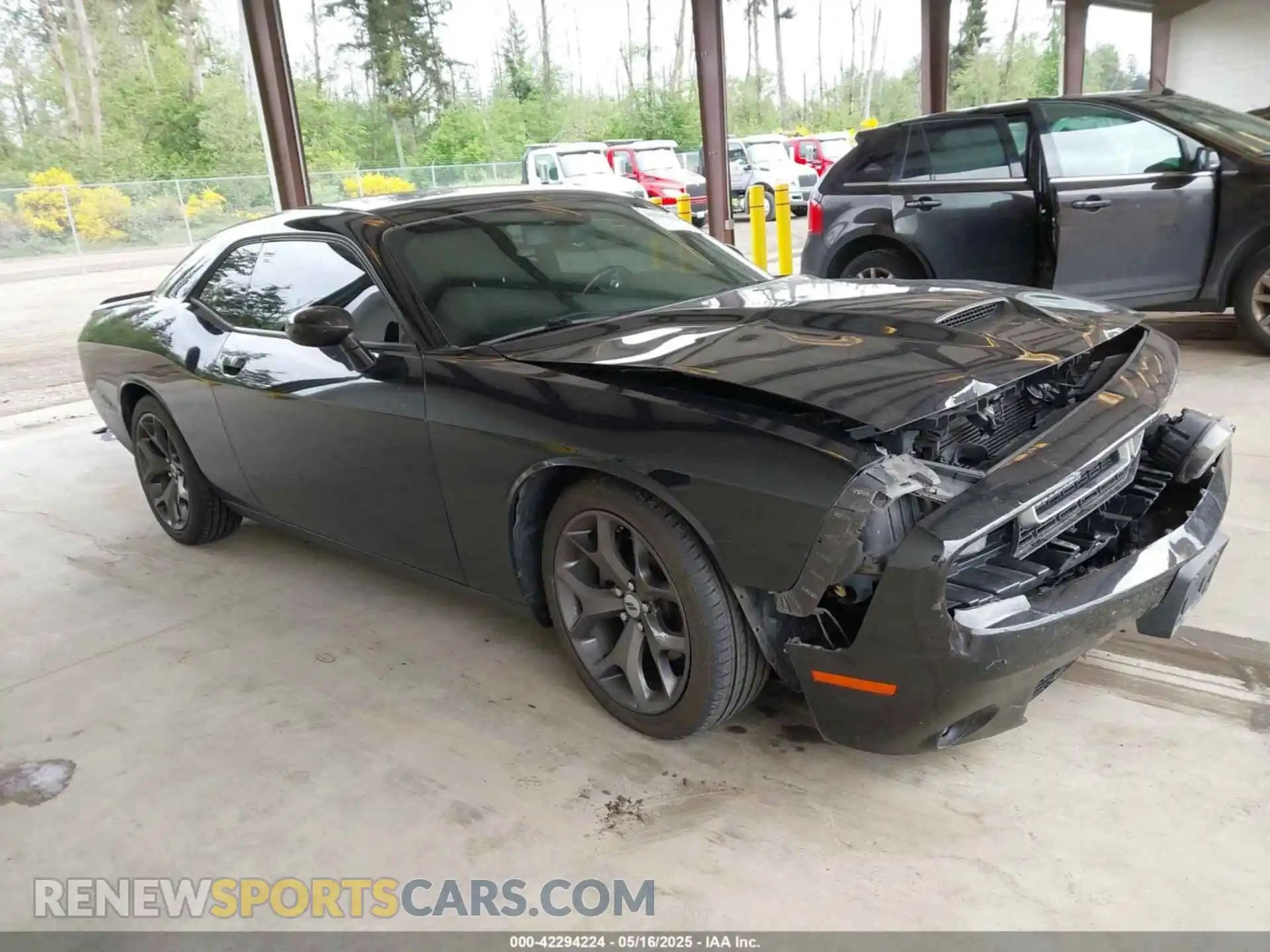 1 Фотография поврежденного автомобиля 2C3CDZJG8KH551801 DODGE CHALLENGER 2019