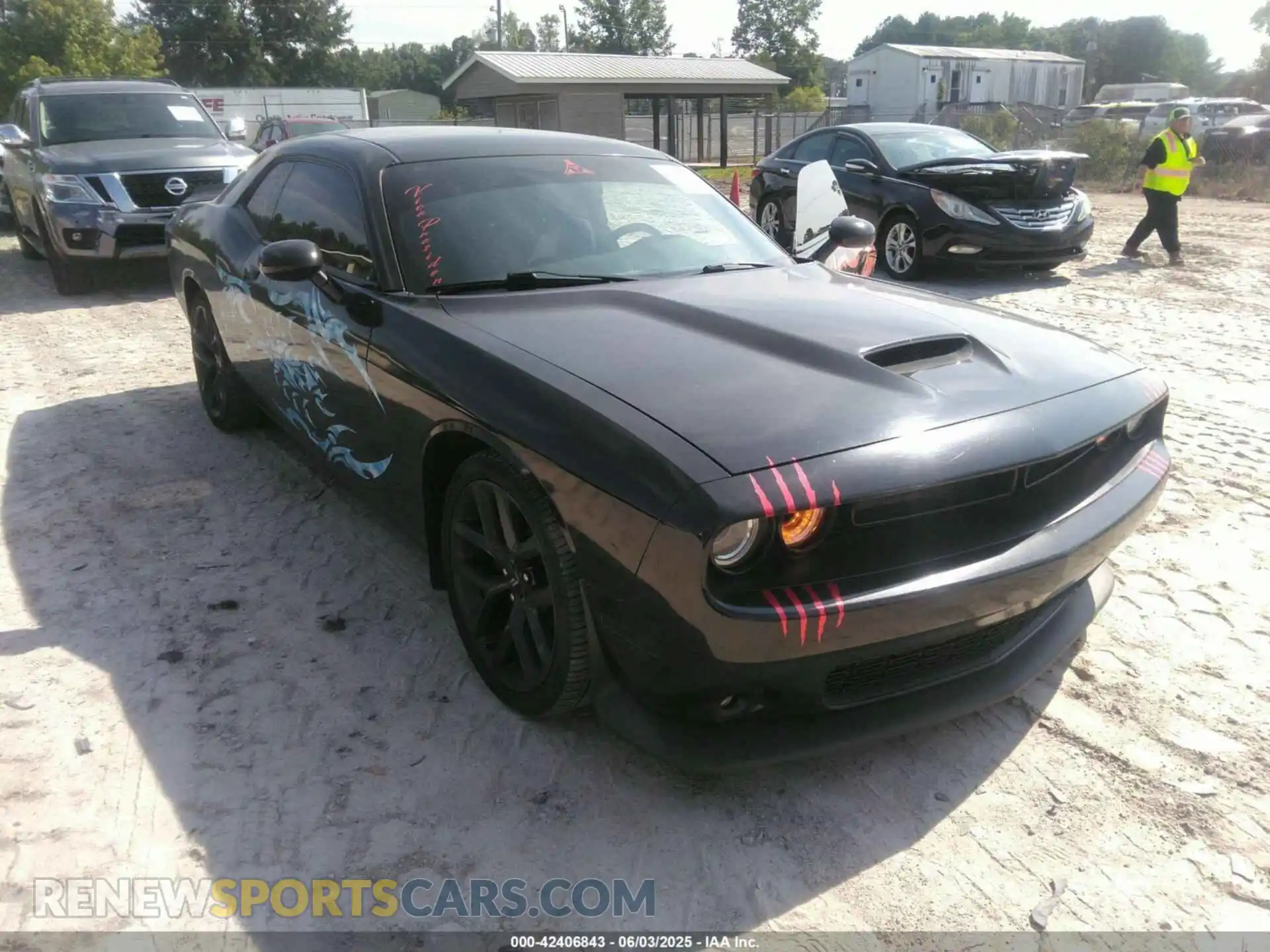 1 Фотография поврежденного автомобиля 2C3CDZJGXKH557325 DODGE CHALLENGER 2019