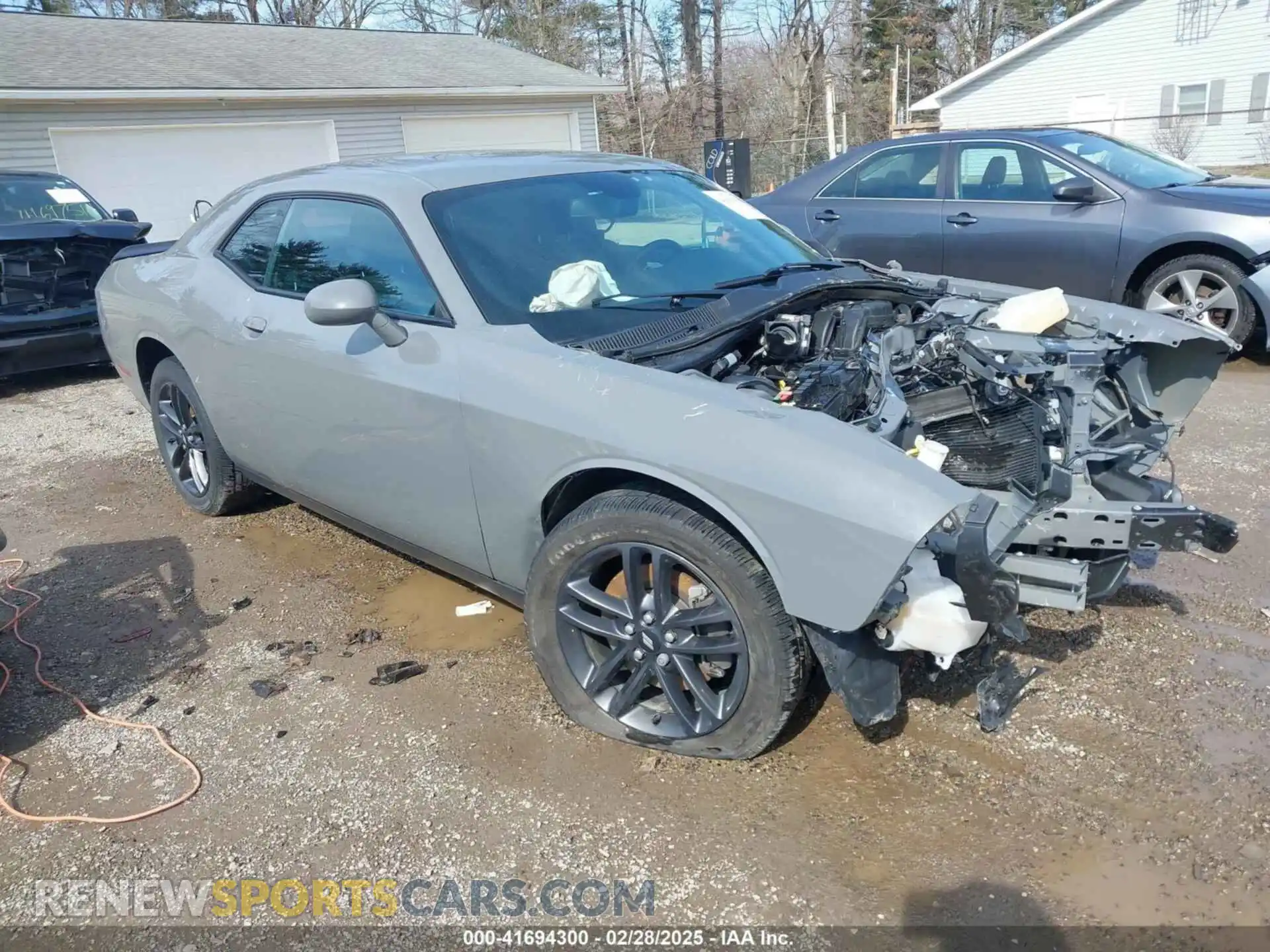 1 Photograph of a damaged car 2C3CDZKG0KH709109 DODGE CHALLENGER 2019