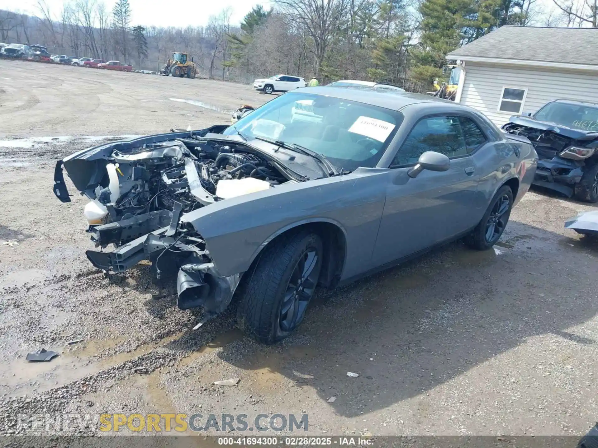 2 Photograph of a damaged car 2C3CDZKG0KH709109 DODGE CHALLENGER 2019
