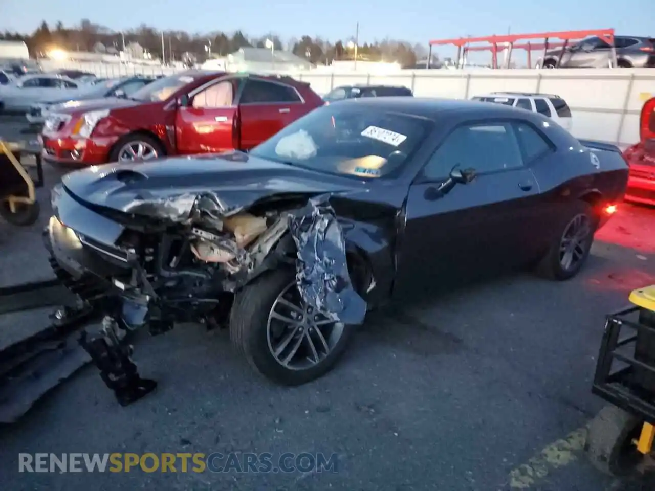 1 Photograph of a damaged car 2C3CDZKGXKH504400 DODGE CHALLENGER 2019