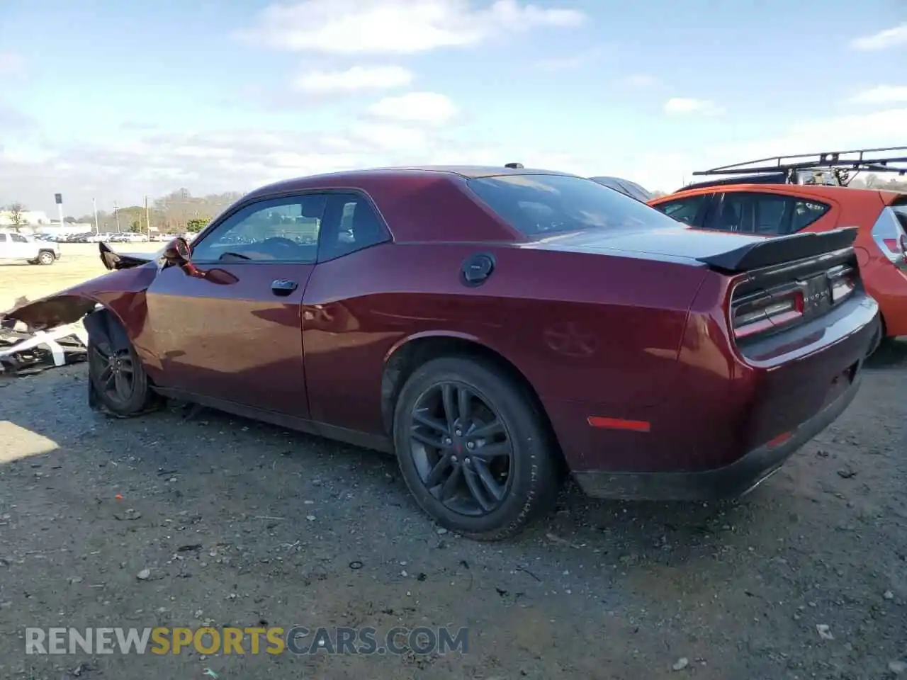 2 Photograph of a damaged car 2C3CDZKGXKH724460 DODGE CHALLENGER 2019