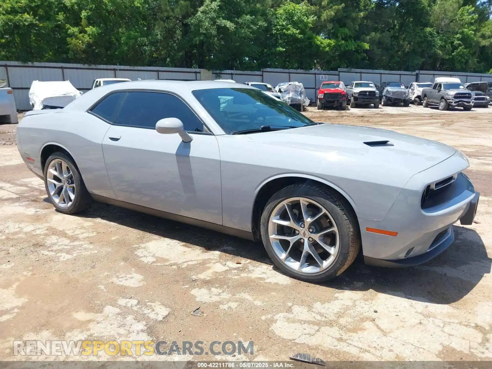 1 Photograph of a damaged car 2C3CDZAG0LH199069 DODGE CHALLENGER 2020