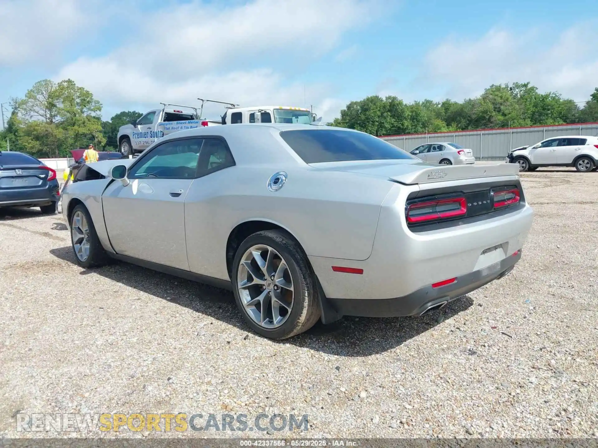 3 Photograph of a damaged car 2C3CDZAG4LH199088 DODGE CHALLENGER 2020