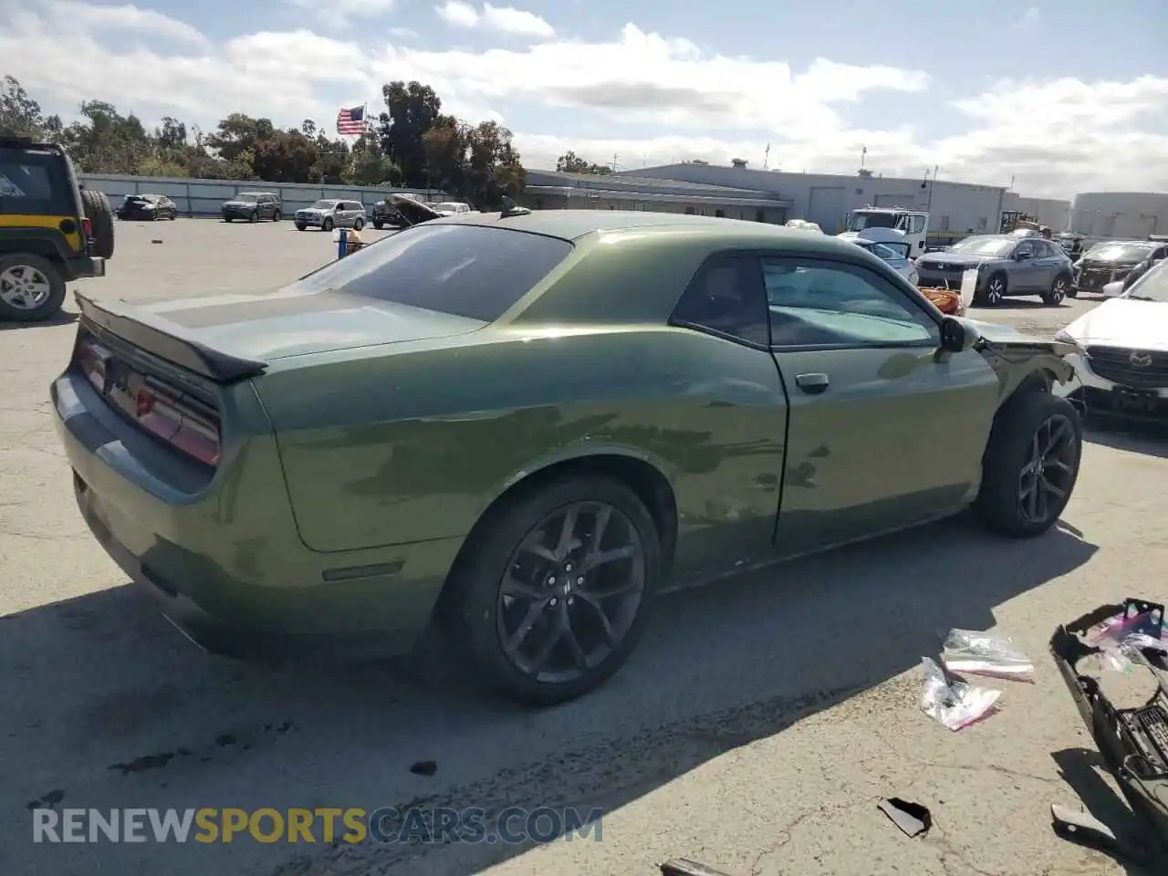 3 Photograph of a damaged car 2C3CDZAG5LH105588 DODGE CHALLENGER 2020