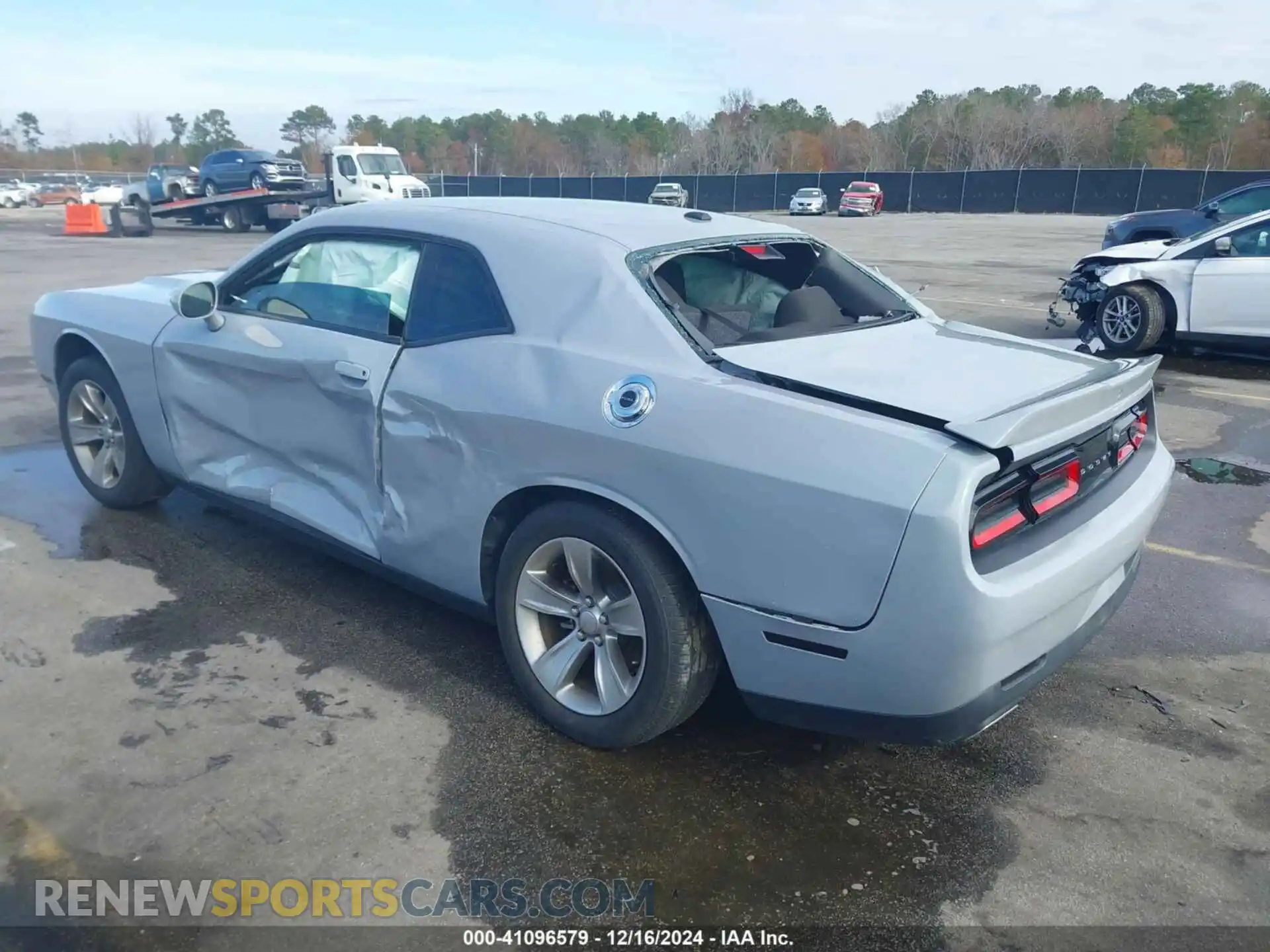 3 Photograph of a damaged car 2C3CDZAG6LH206204 DODGE CHALLENGER 2020