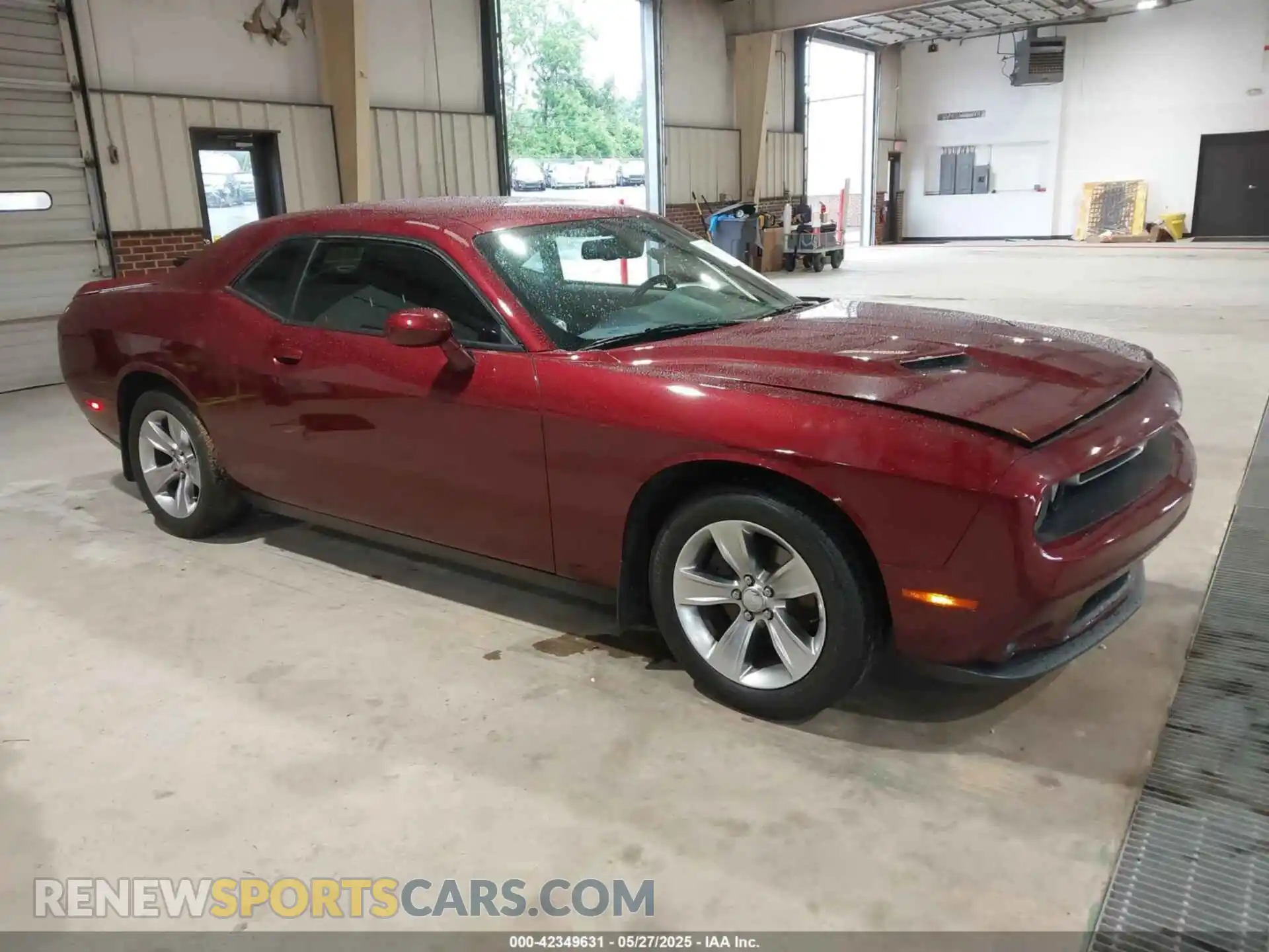 1 Photograph of a damaged car 2C3CDZAG6LH206333 DODGE CHALLENGER 2020