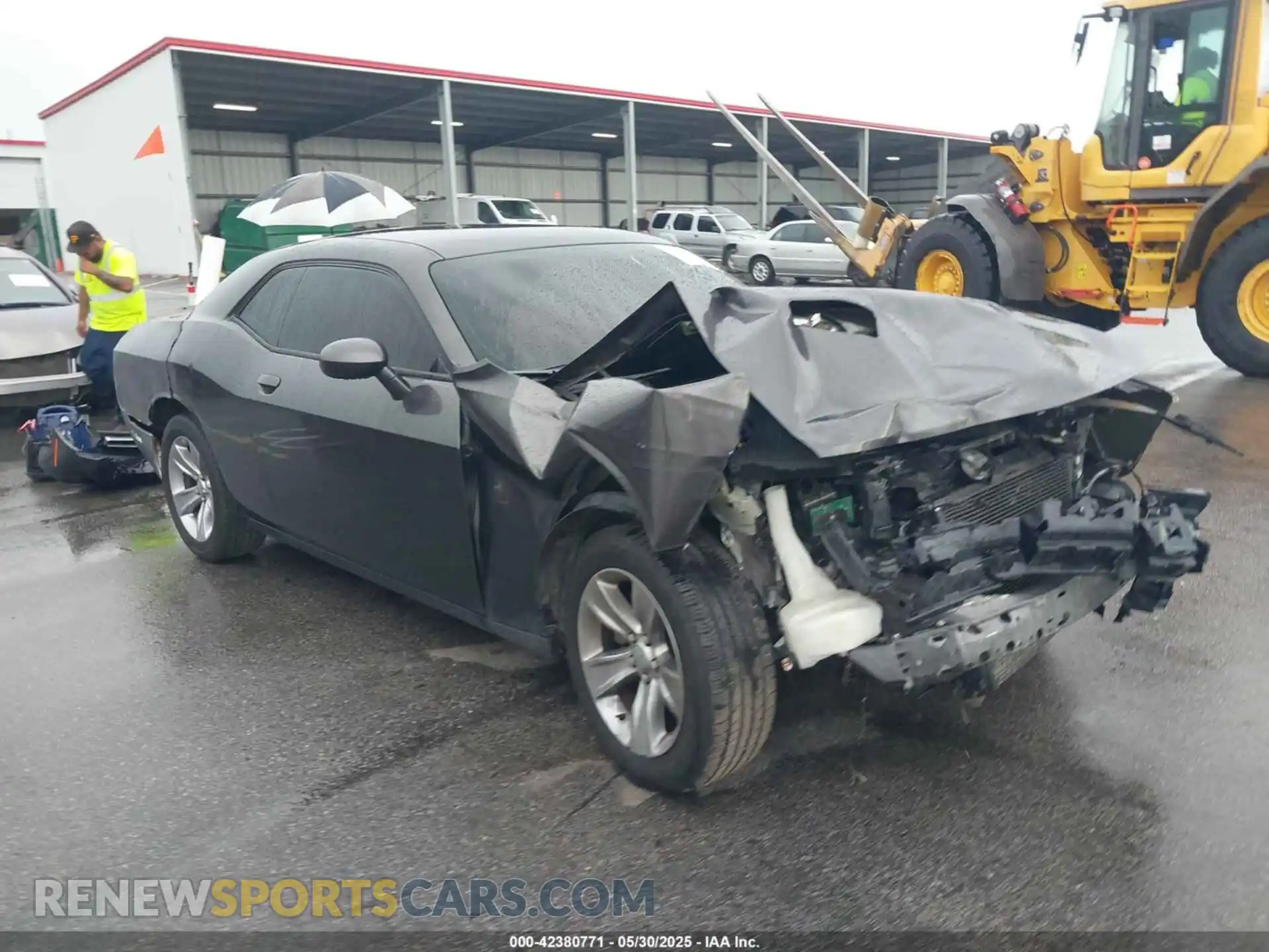 1 Photograph of a damaged car 2C3CDZAG7LH105513 DODGE CHALLENGER 2020