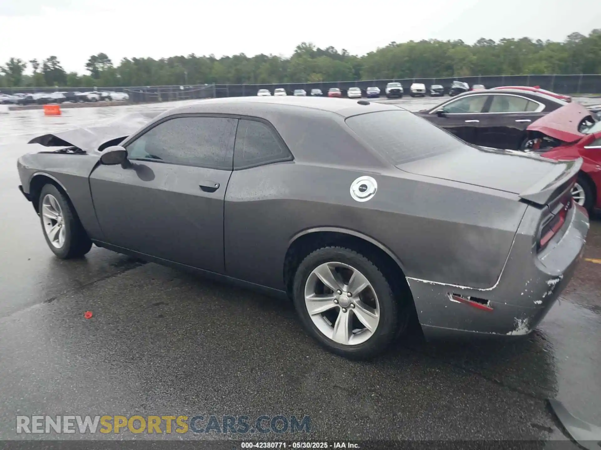3 Photograph of a damaged car 2C3CDZAG7LH105513 DODGE CHALLENGER 2020