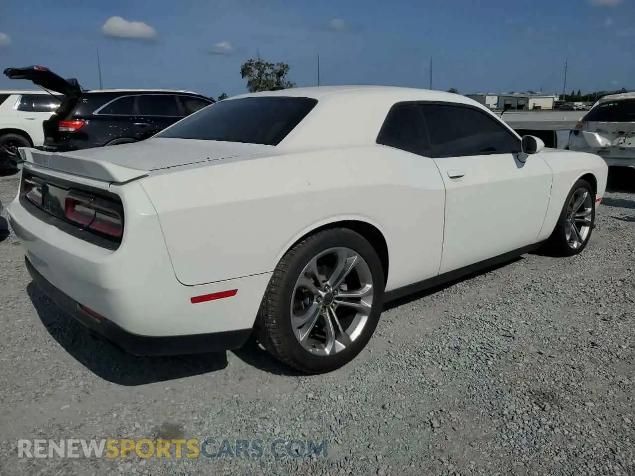 3 Photograph of a damaged car 2C3CDZBT1LH125235 DODGE CHALLENGER 2020