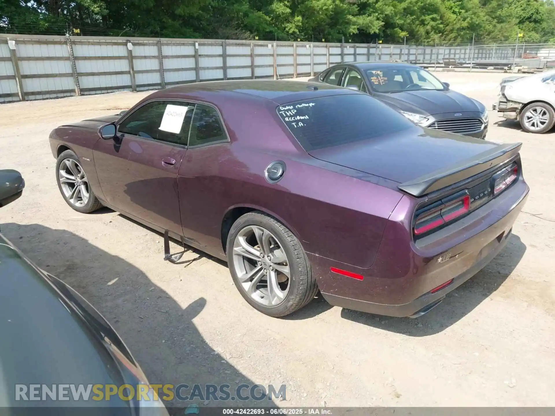 3 Photograph of a damaged car 2C3CDZBT1LH227635 DODGE CHALLENGER 2020