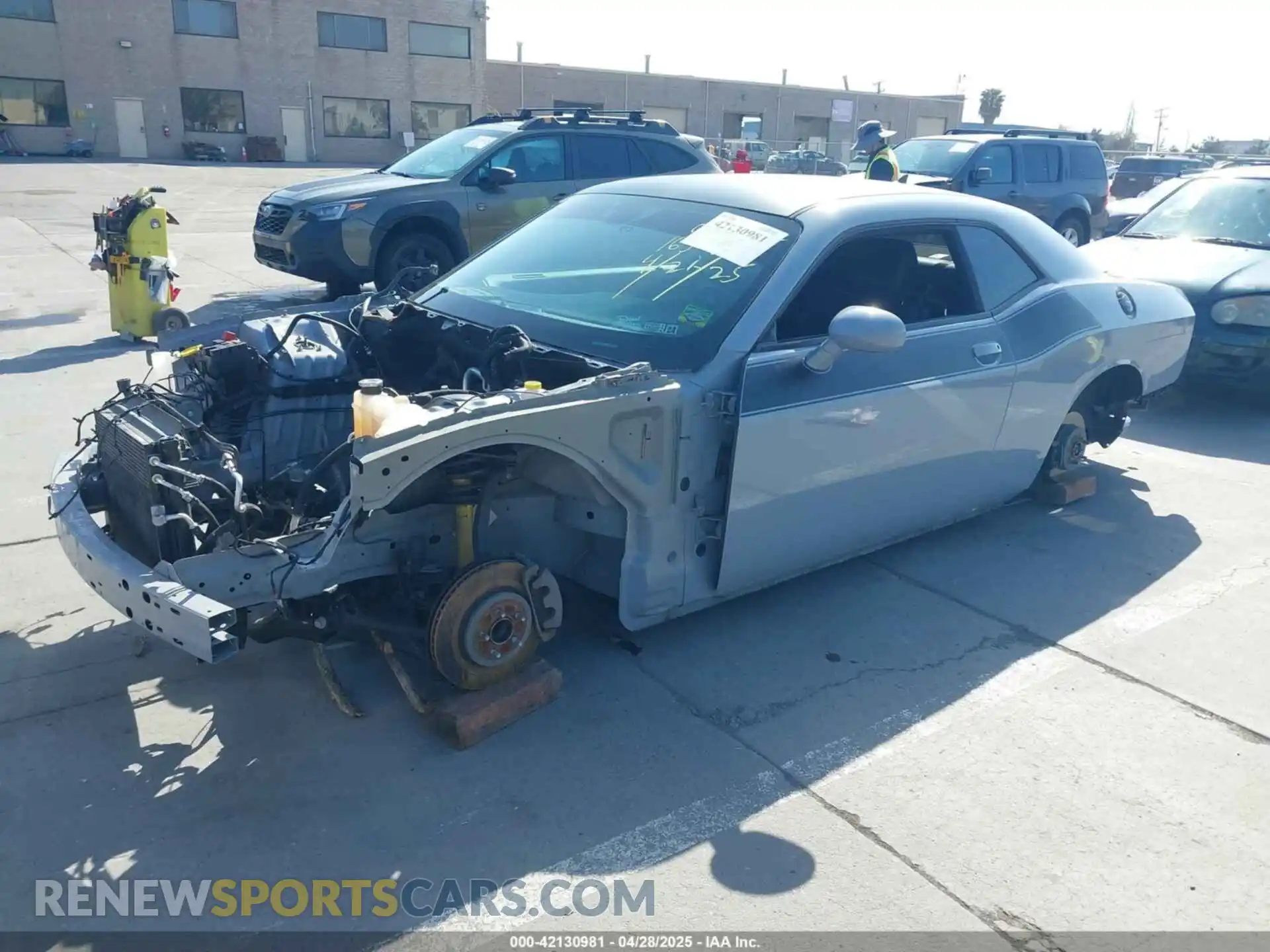 2 Photograph of a damaged car 2C3CDZBT2LH230933 DODGE CHALLENGER 2020