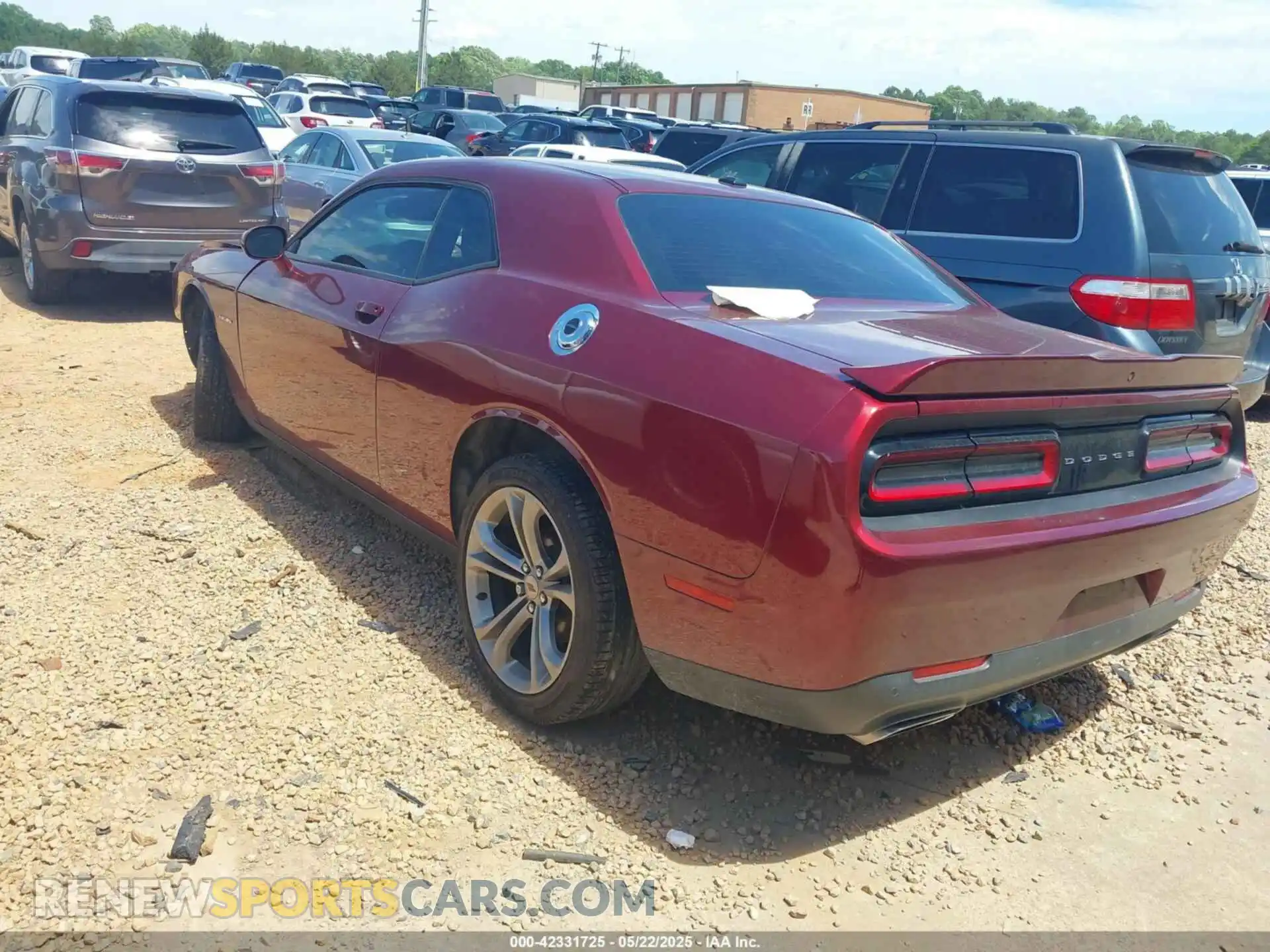 3 Photograph of a damaged car 2C3CDZBT3LH119050 DODGE CHALLENGER 2020