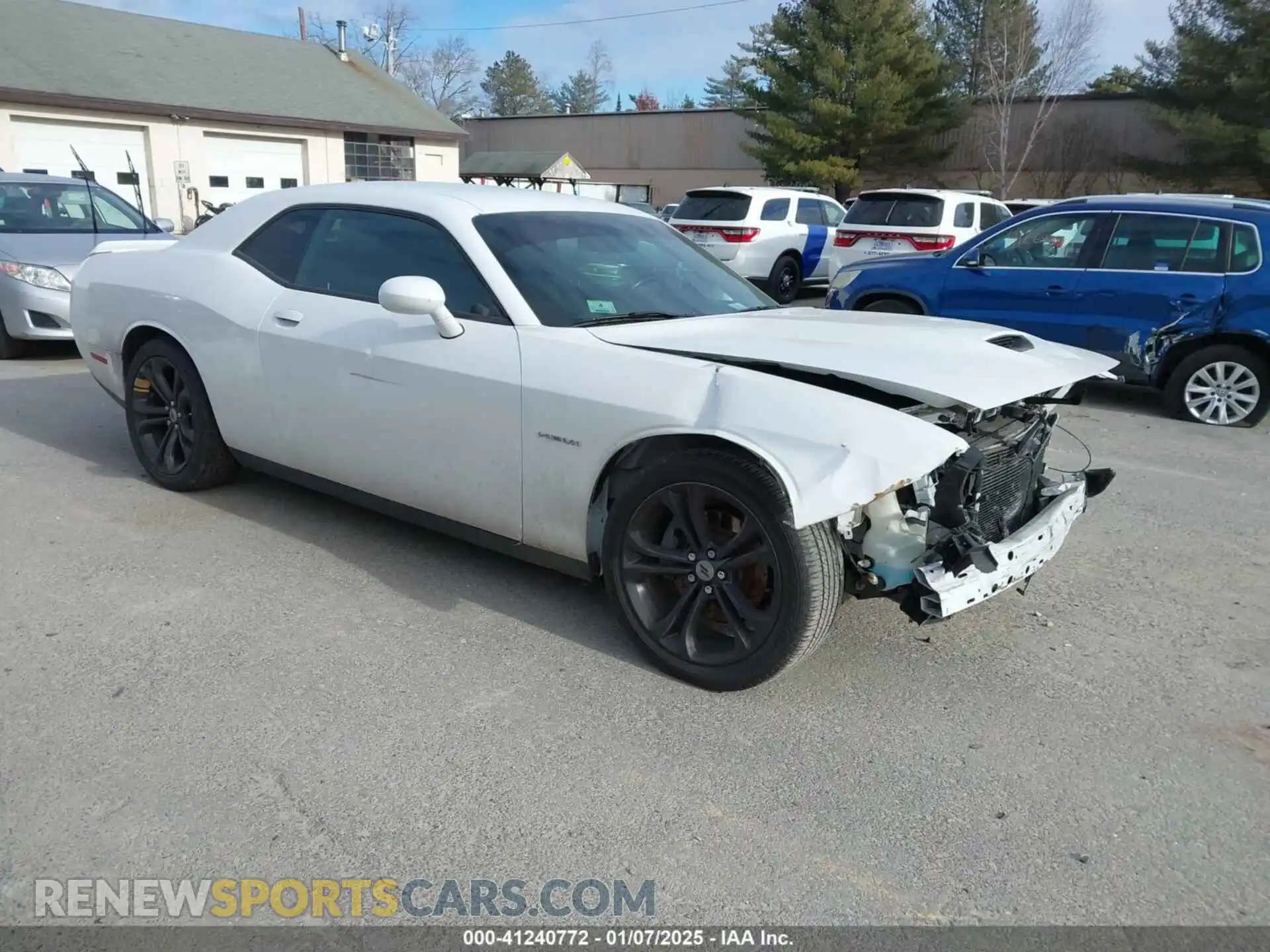 1 Photograph of a damaged car 2C3CDZBT7LH139043 DODGE CHALLENGER 2020