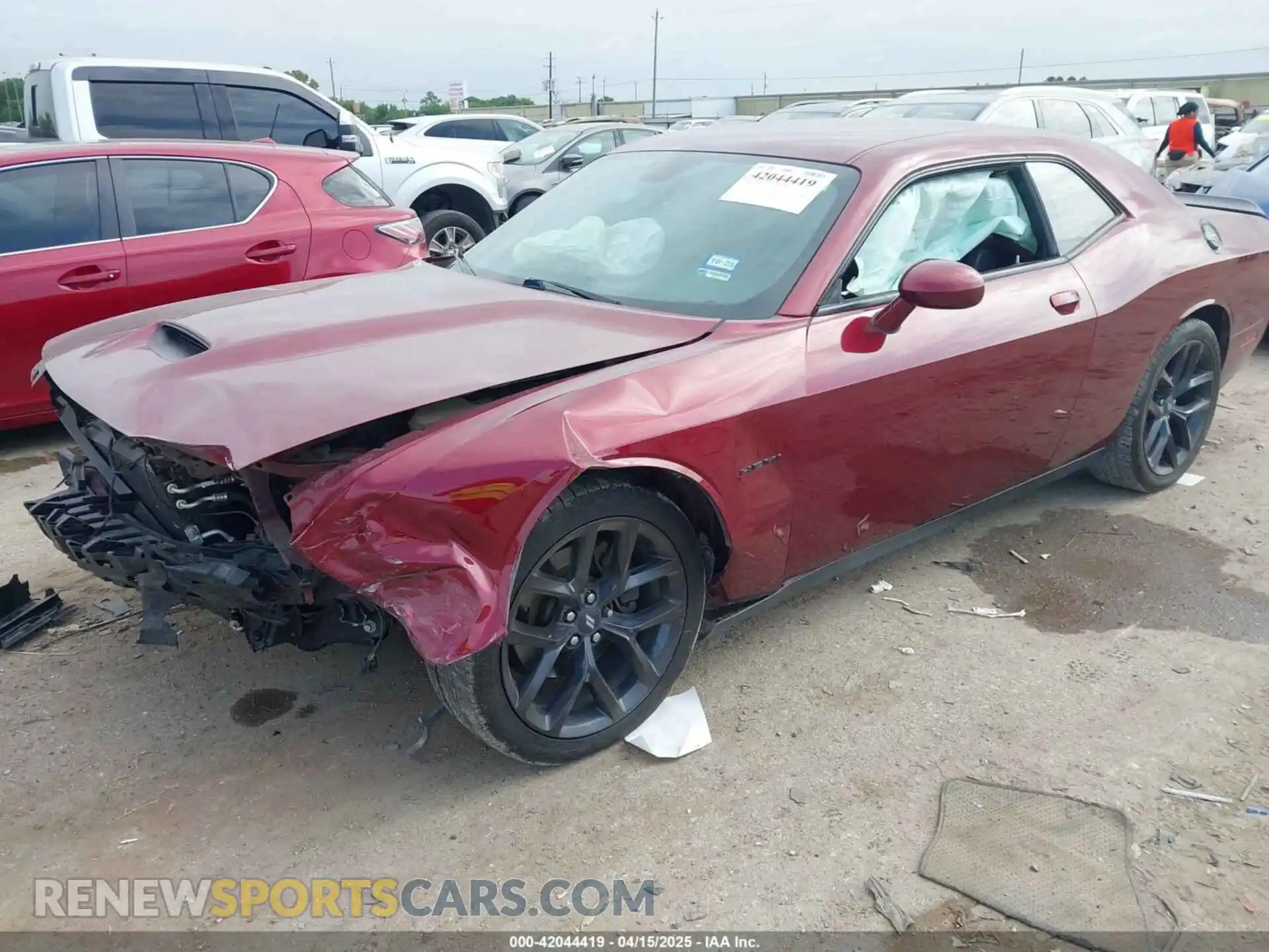 2 Photograph of a damaged car 2C3CDZBT9LH231027 DODGE CHALLENGER 2020