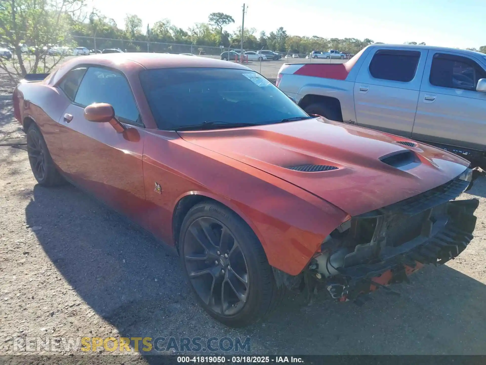 1 Фотография поврежденного автомобиля 2C3CDZFJ1LH243603 DODGE CHALLENGER 2020