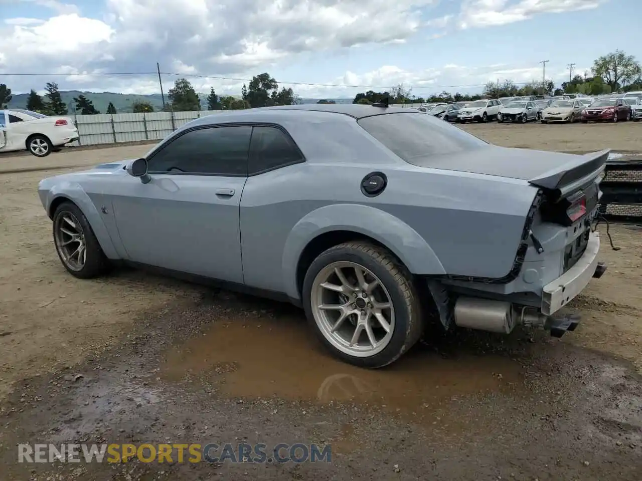 2 Photograph of a damaged car 2C3CDZFJ4LH240324 DODGE CHALLENGER 2020