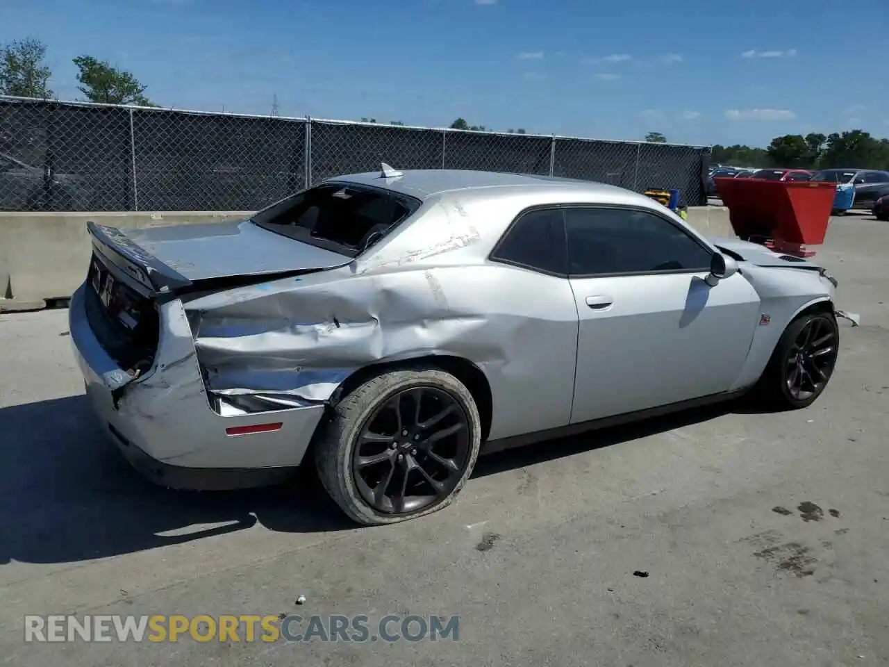 3 Photograph of a damaged car 2C3CDZFJ5LH103764 DODGE CHALLENGER 2020