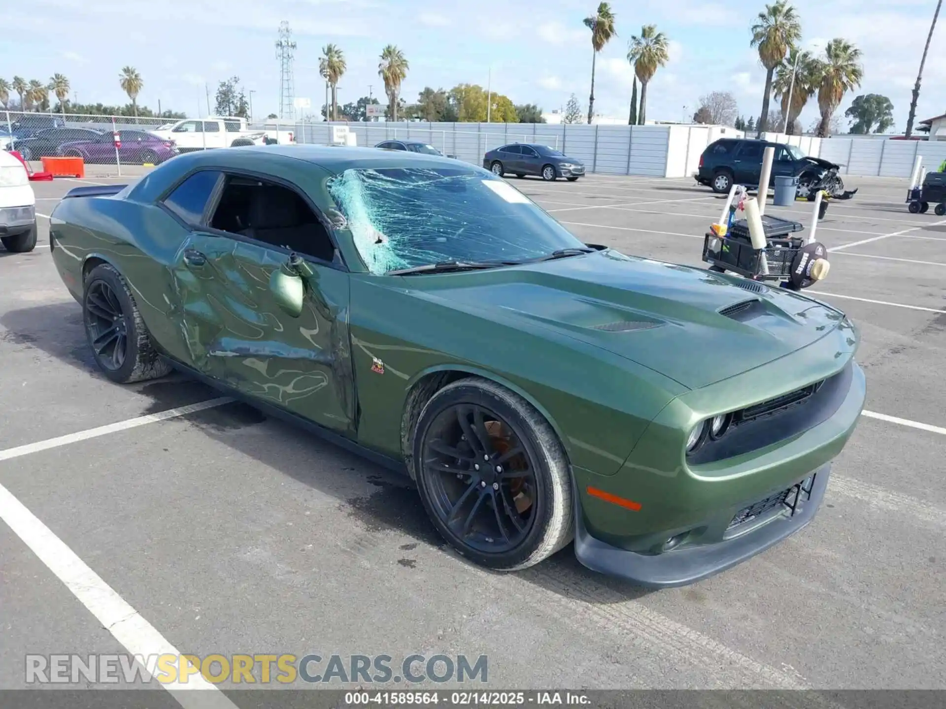 1 Фотография поврежденного автомобиля 2C3CDZFJ5LH165388 DODGE CHALLENGER 2020