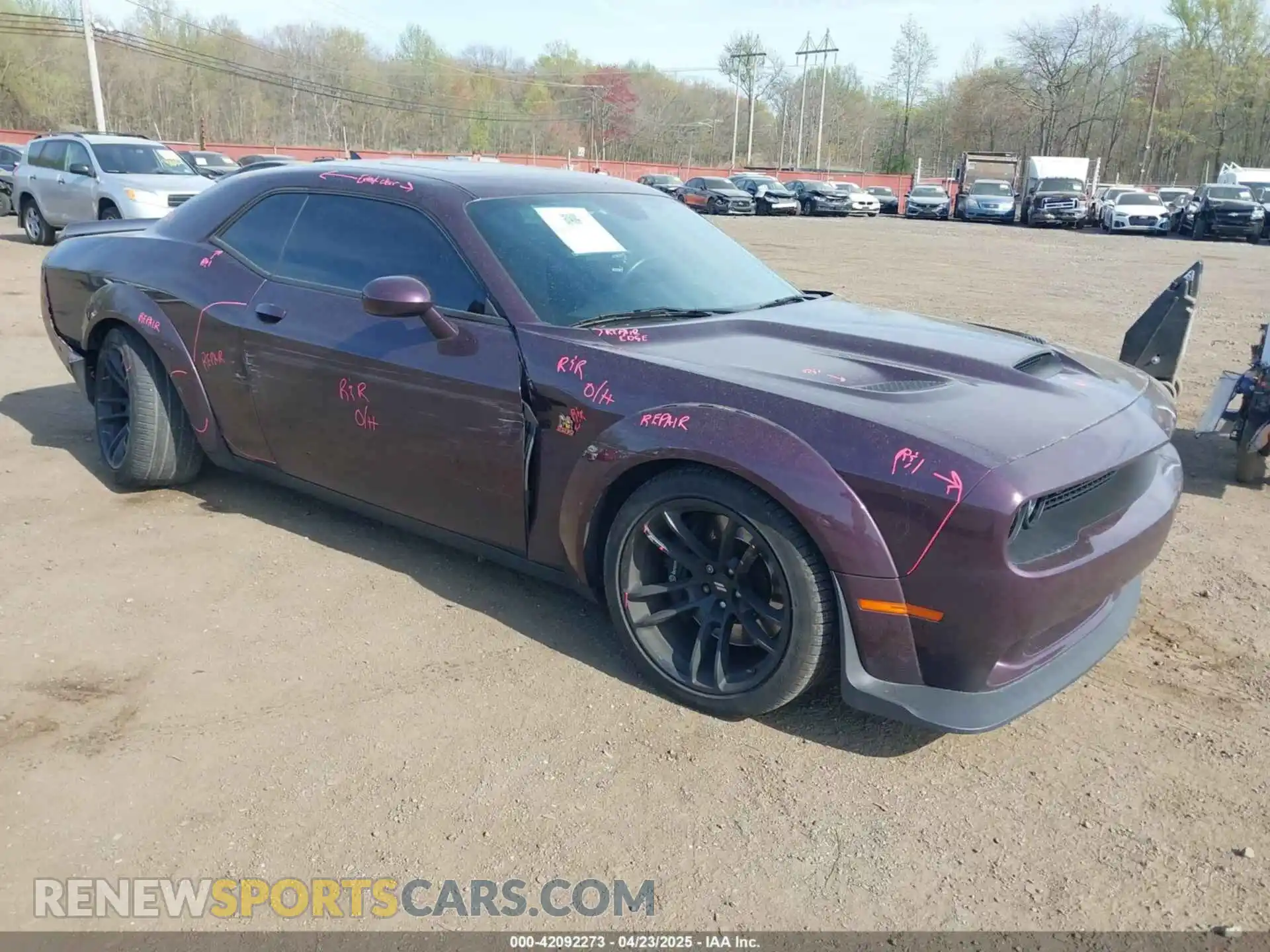 1 Photograph of a damaged car 2C3CDZFJ8LH222764 DODGE CHALLENGER 2020
