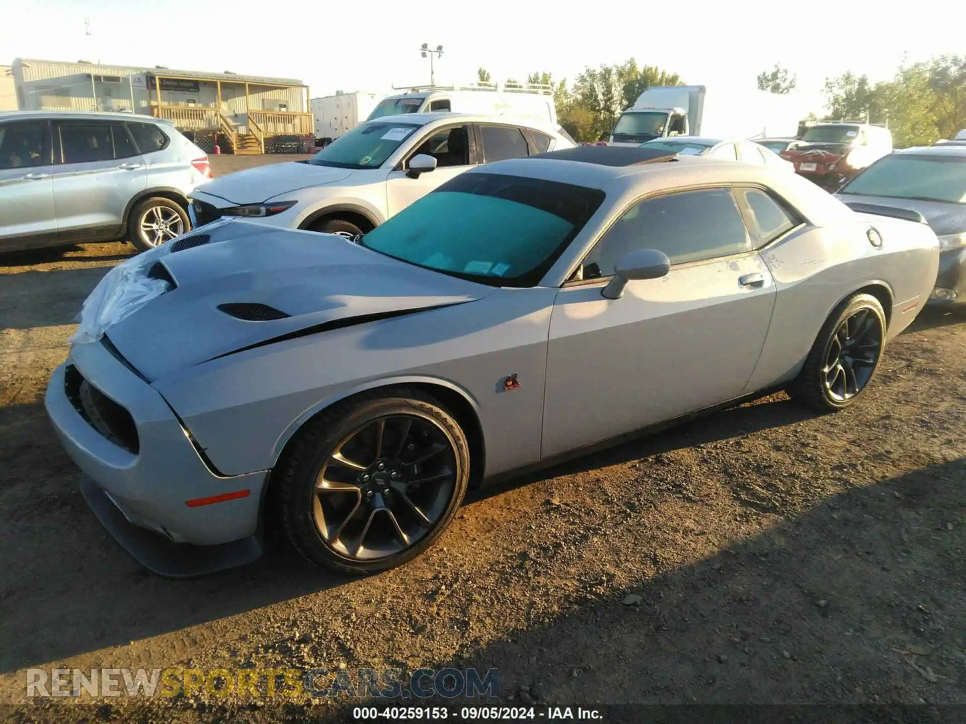 2 Photograph of a damaged car 2C3CDZFJ8LH236115 DODGE CHALLENGER 2020