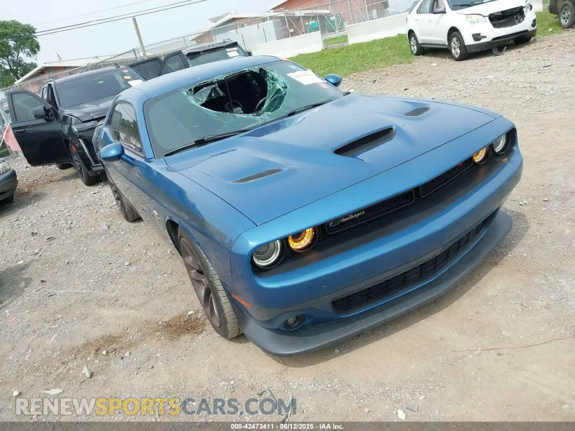 1 Фотография поврежденного автомобиля 2C3CDZFJXLH146643 DODGE CHALLENGER 2020