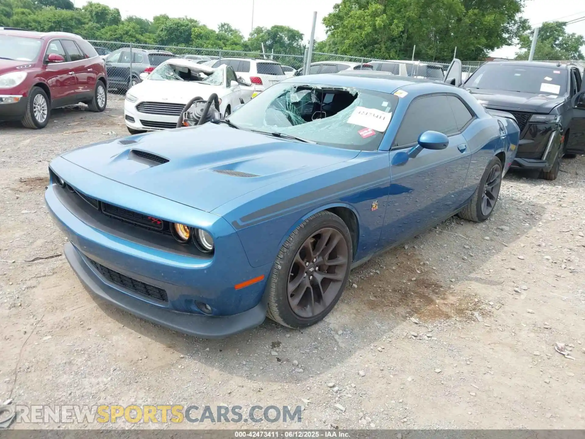 2 Фотография поврежденного автомобиля 2C3CDZFJXLH146643 DODGE CHALLENGER 2020